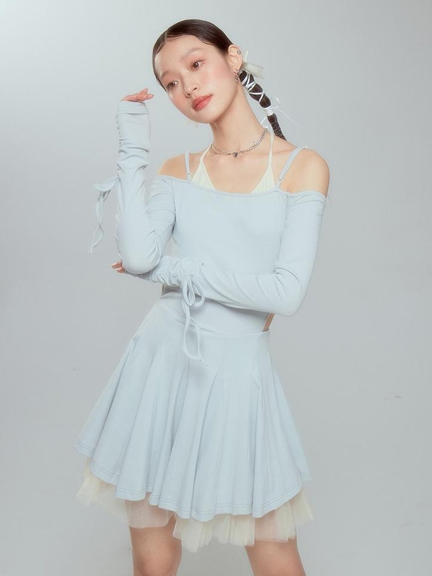 DIDDI MODA Colorblock Halter Ballet Dress With Lace Up Cutout Detail