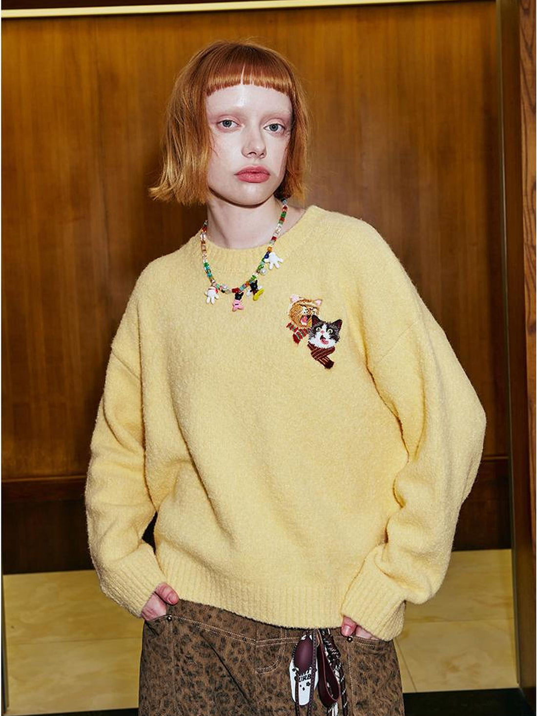 DIDDI MODA Cozy Cat Scarf Embroidery Knit Sweater