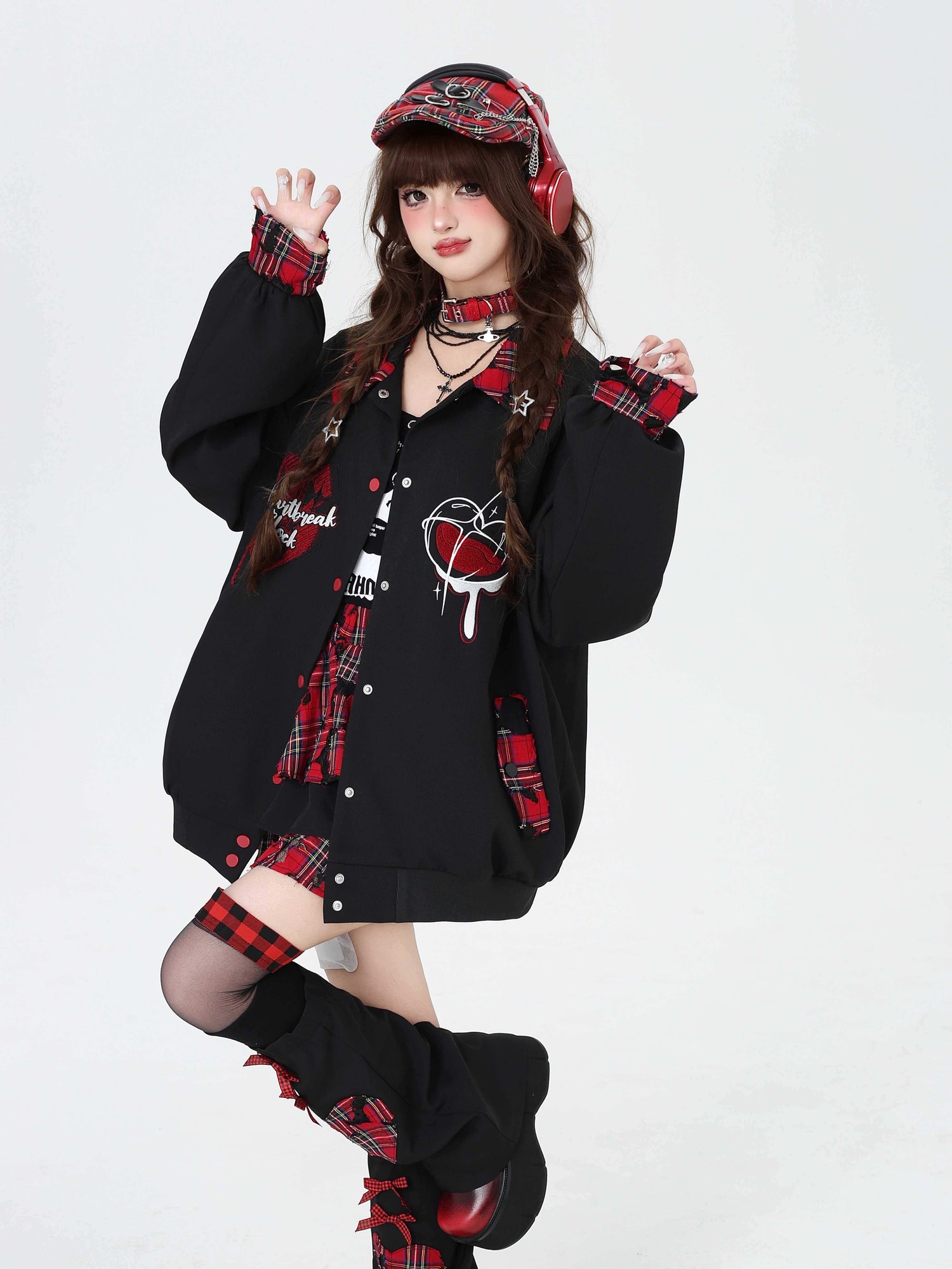 Crazy_Girl_Black_Purple_Embroidered_Patchwork_Heart_Women&