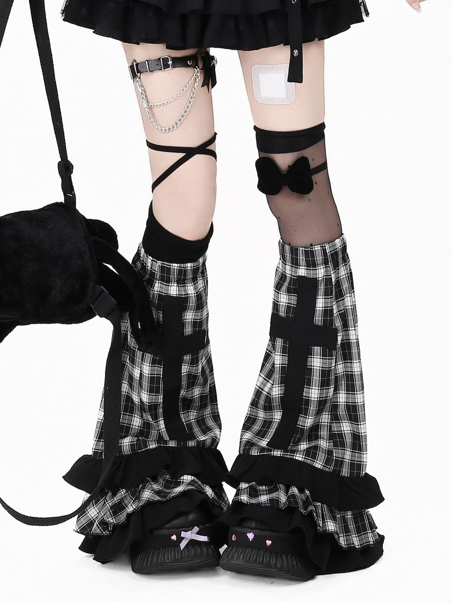 Crazy Girl Black White Check Patchwork Cross Women&