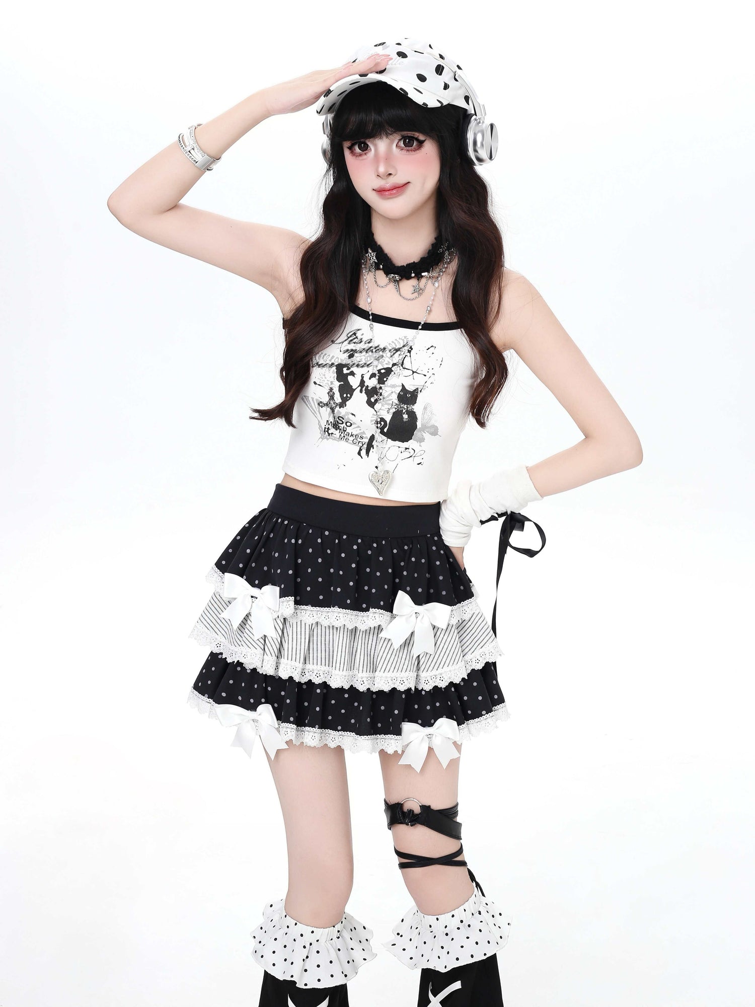 Crazy_Girl_Black_White_Kitten_Graffiti_Printed_Cropped_Women&