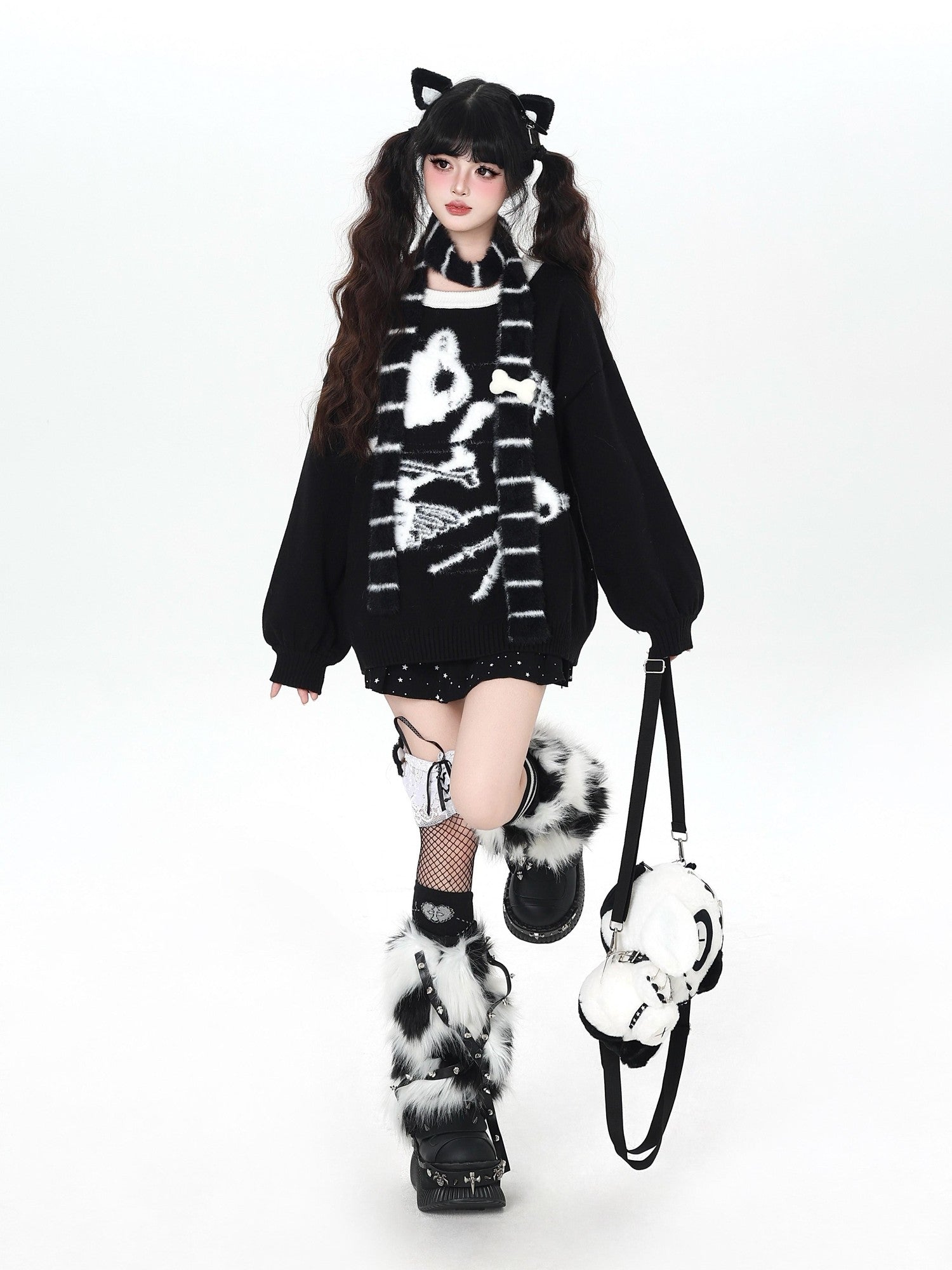 Crazy Girl Black White Kitten Oversized Round Neck Women&