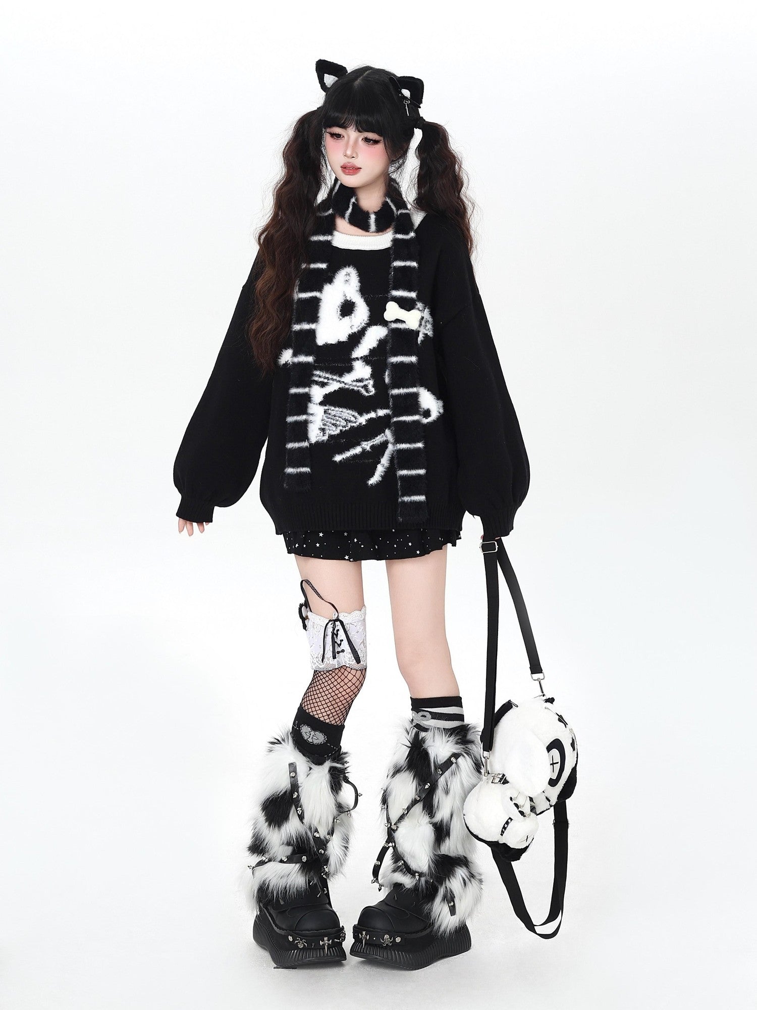 Crazy Girl Black White Kitten Oversized Round Neck Women&