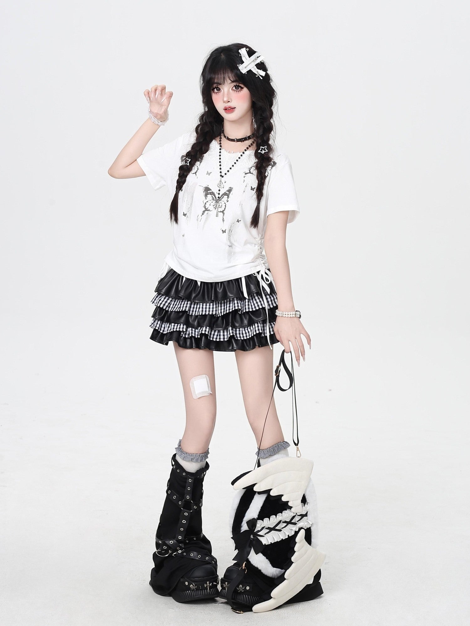 Crazy Girl Butterfly Lace Applique V-neck Cropped Slim Fit Women&