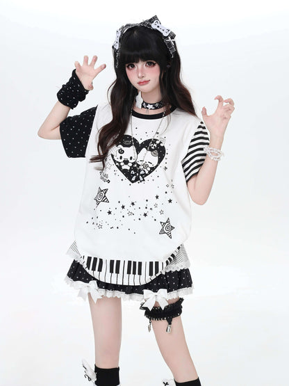 Crazy_Girl_Cartoon_Striped_Heart_Print_Round_Neck_Oversized_Women&