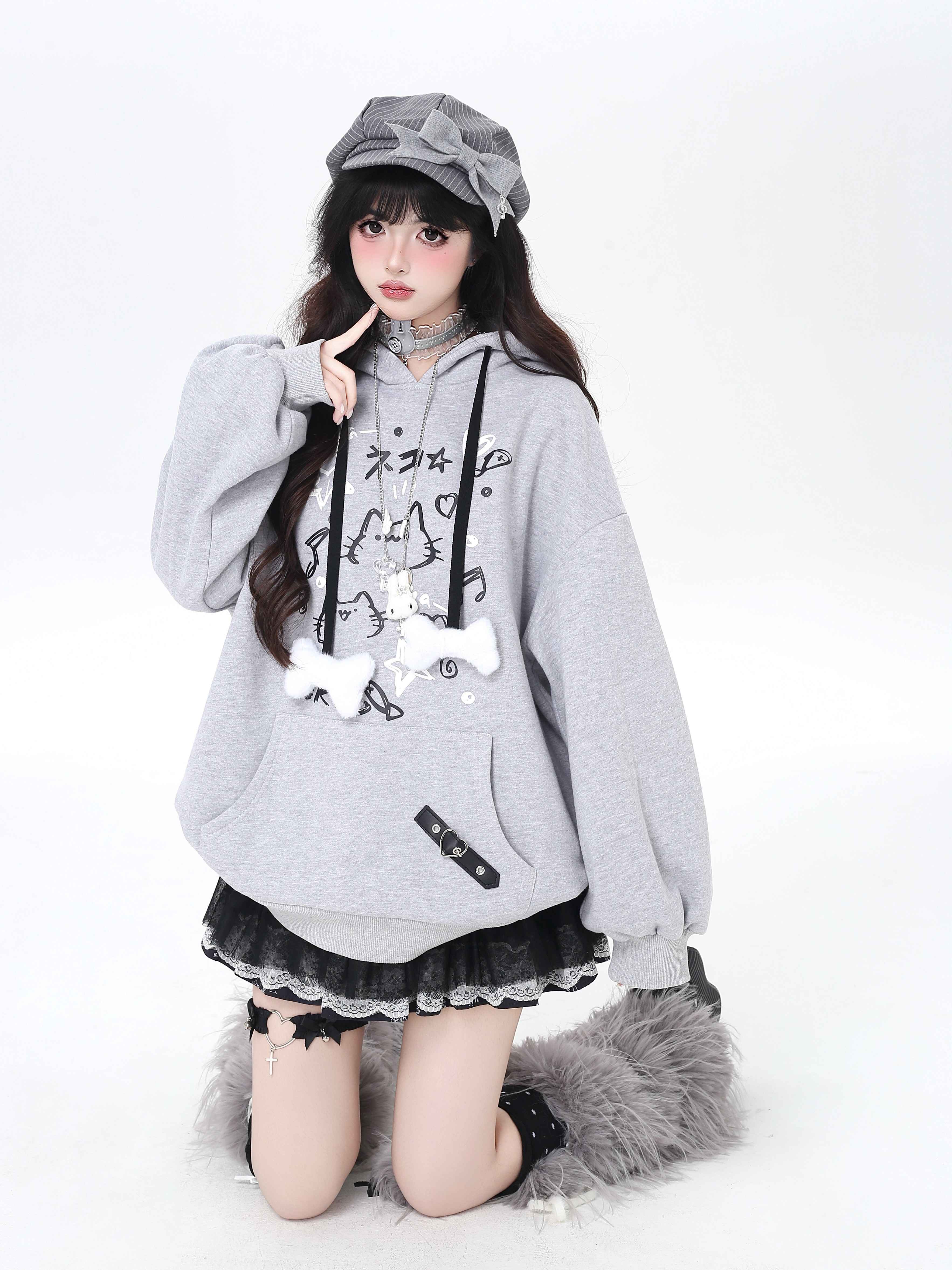Crazy_Girl_Cat_Graffiti_Print_Bone_Drawstring_Fleece_Cropped_Loose_Women&