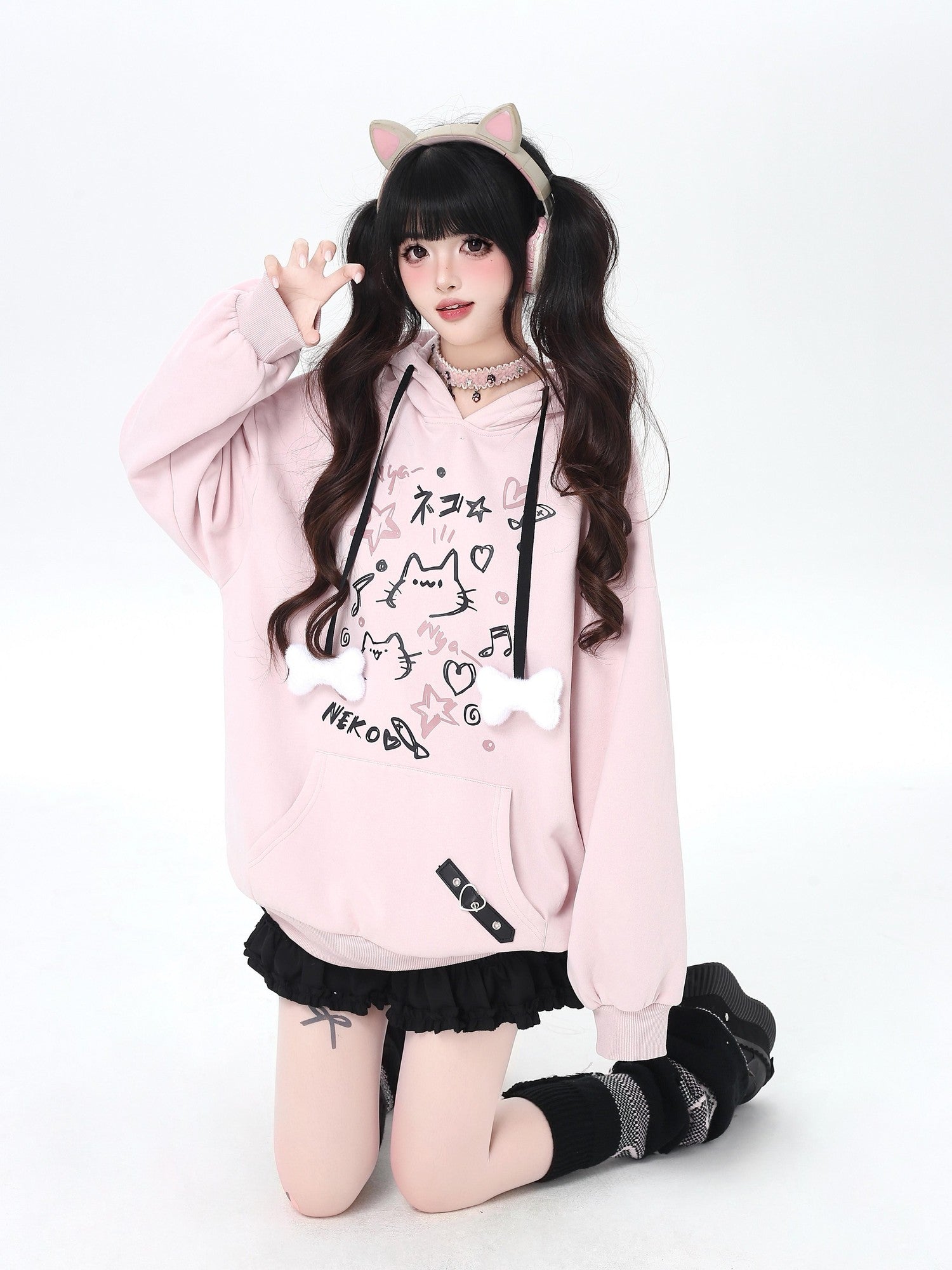 Crazy Girl Cat Graffiti Print Bone Drawstring Fleece Cropped Loose Women&