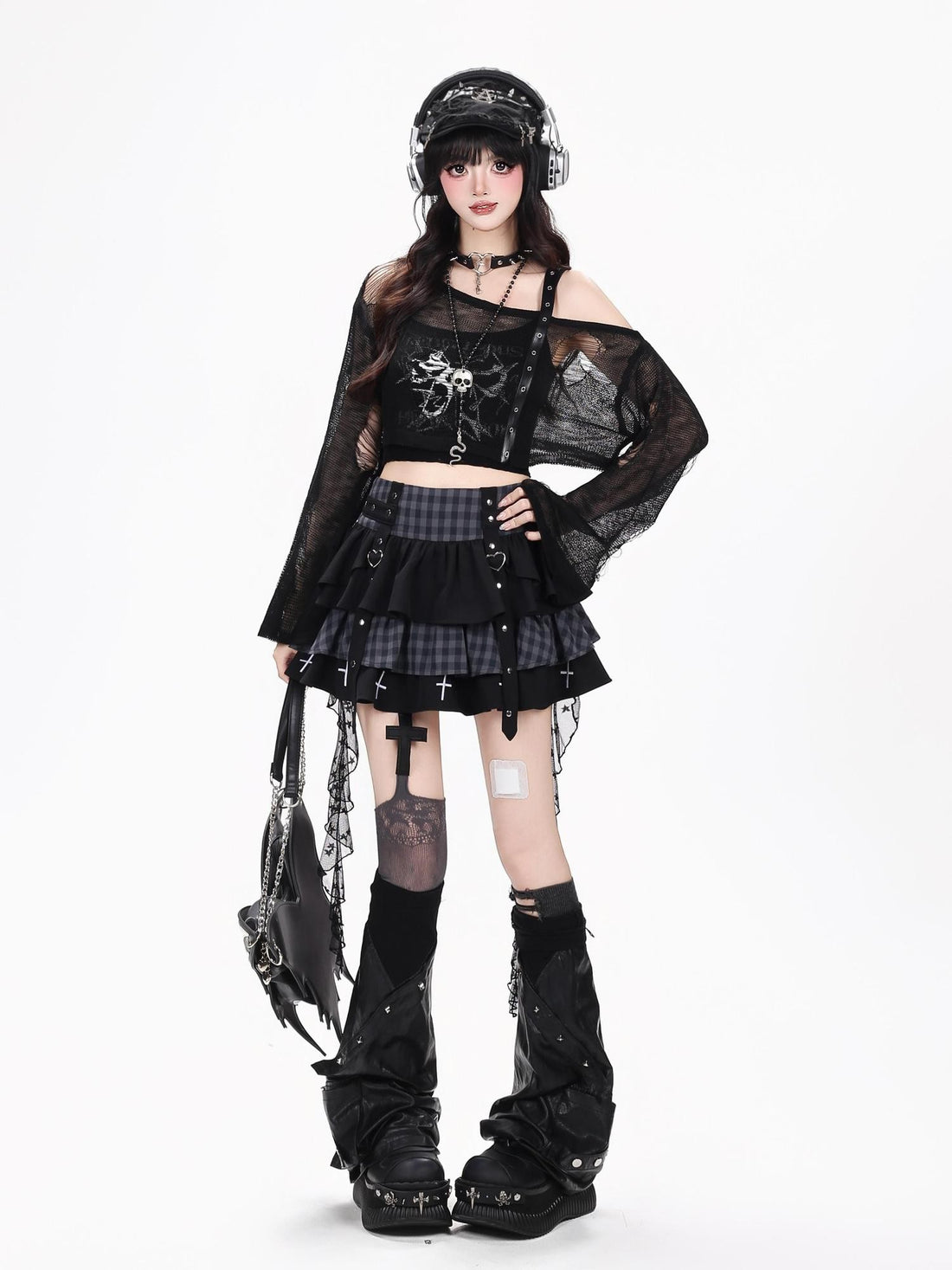 Crazy Girl Distressed Knit Skull Short Cropped Women&