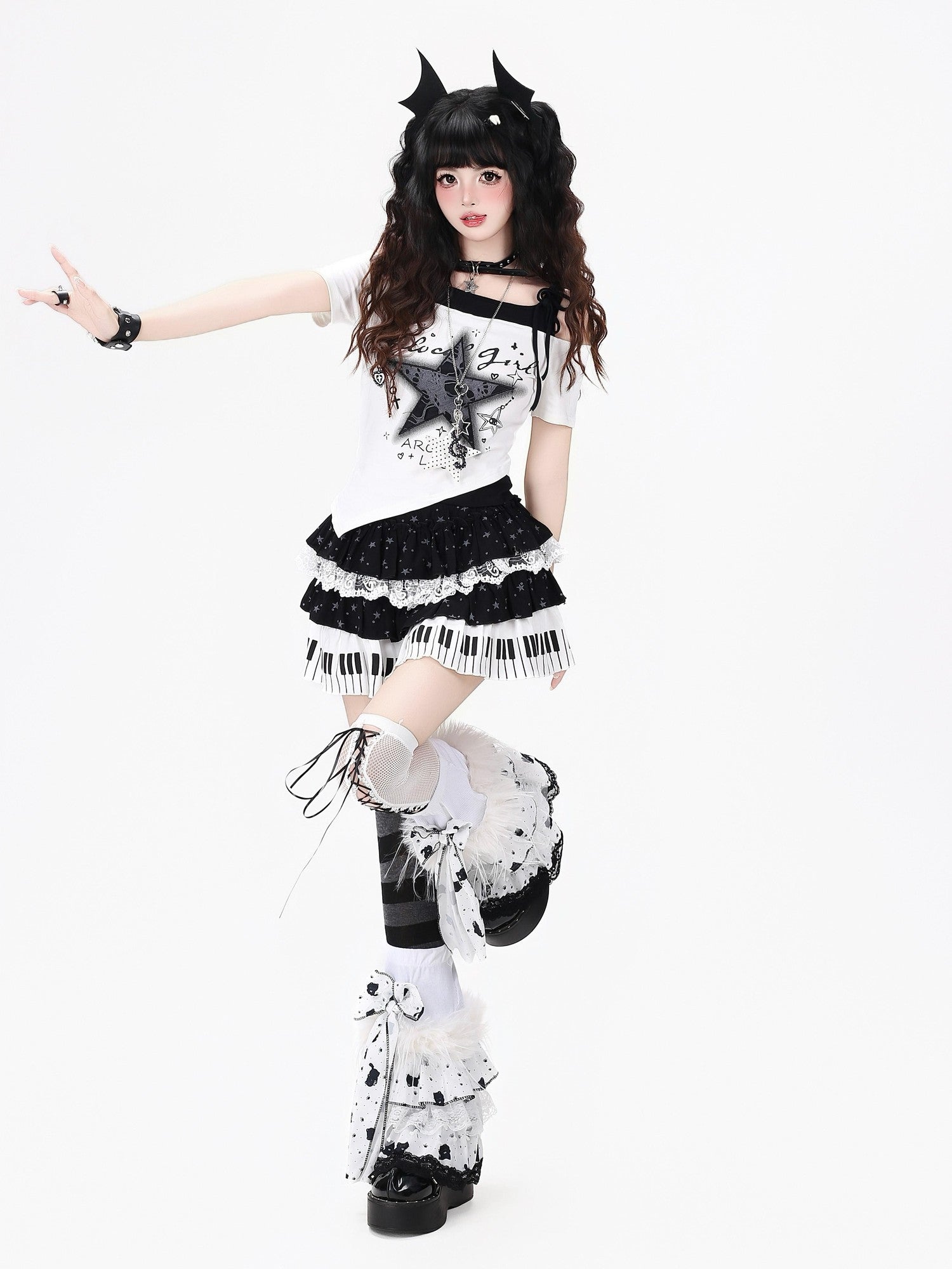 Crazy Girl Distressed Star Spliced Fake Two Piece Women&