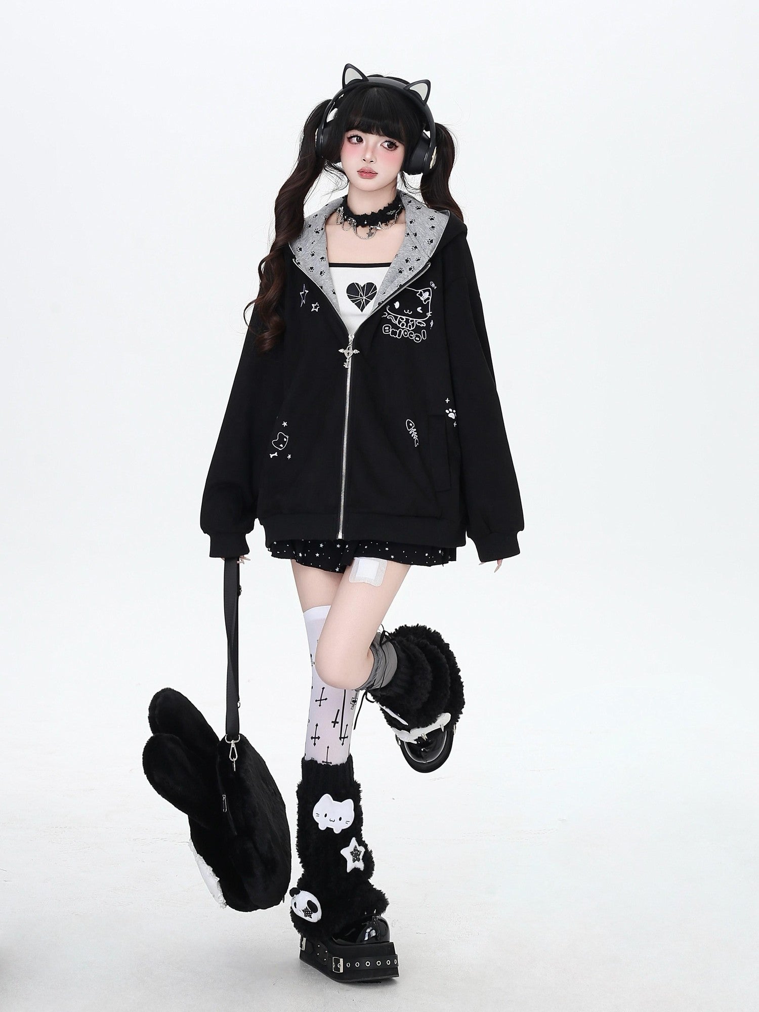 Crazy Girl Kitten Paw Embroidered Cat Ear Hooded Women&