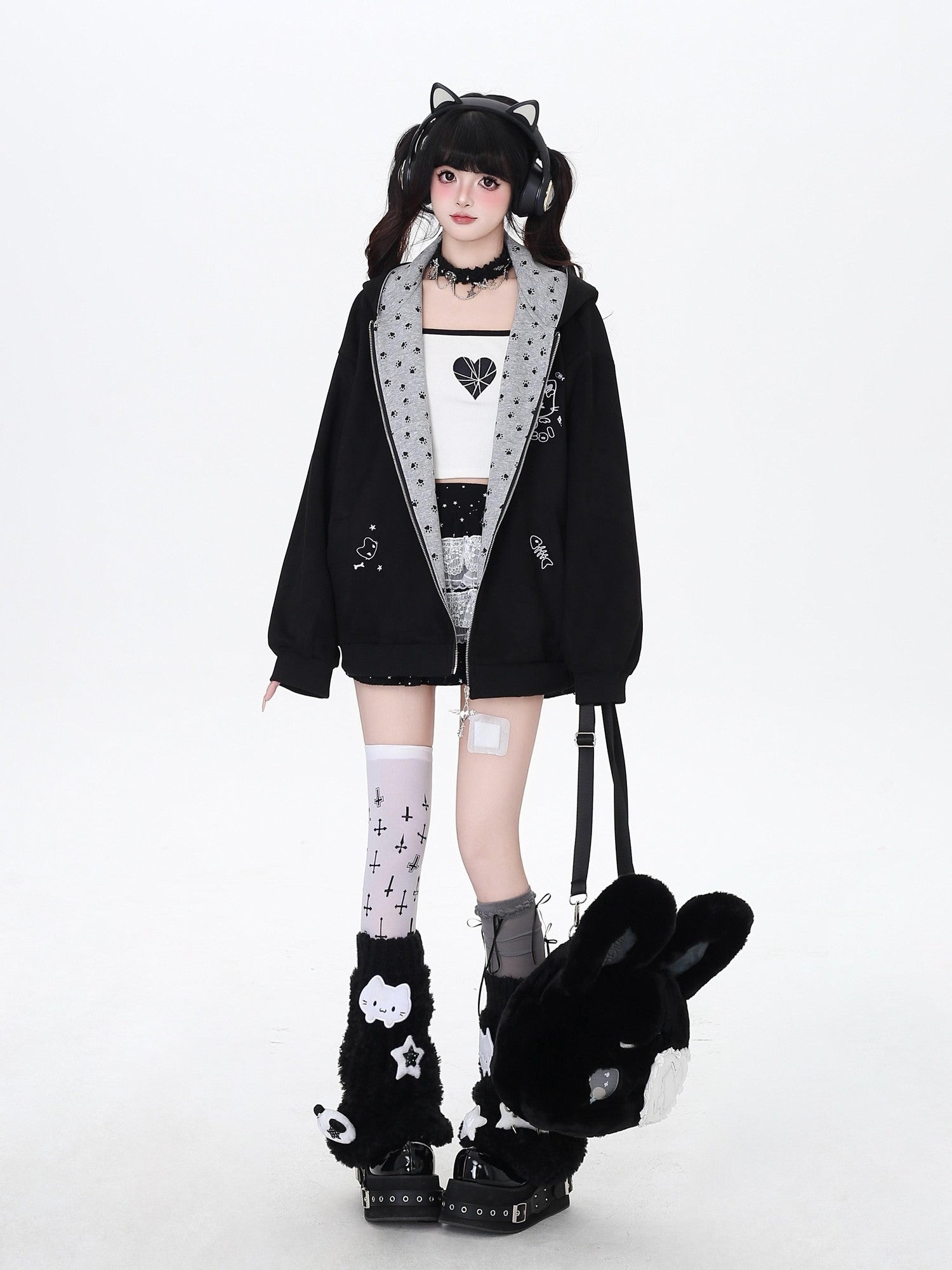 Crazy Girl Kitten Paw Embroidered Cat Ear Hooded Women&