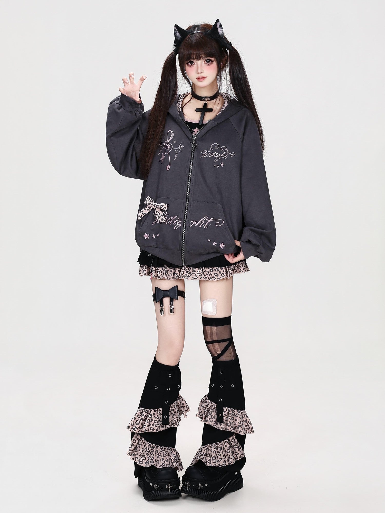 Crazy Girl Leopard Cat Ear Note Embroidered Hooded Women&