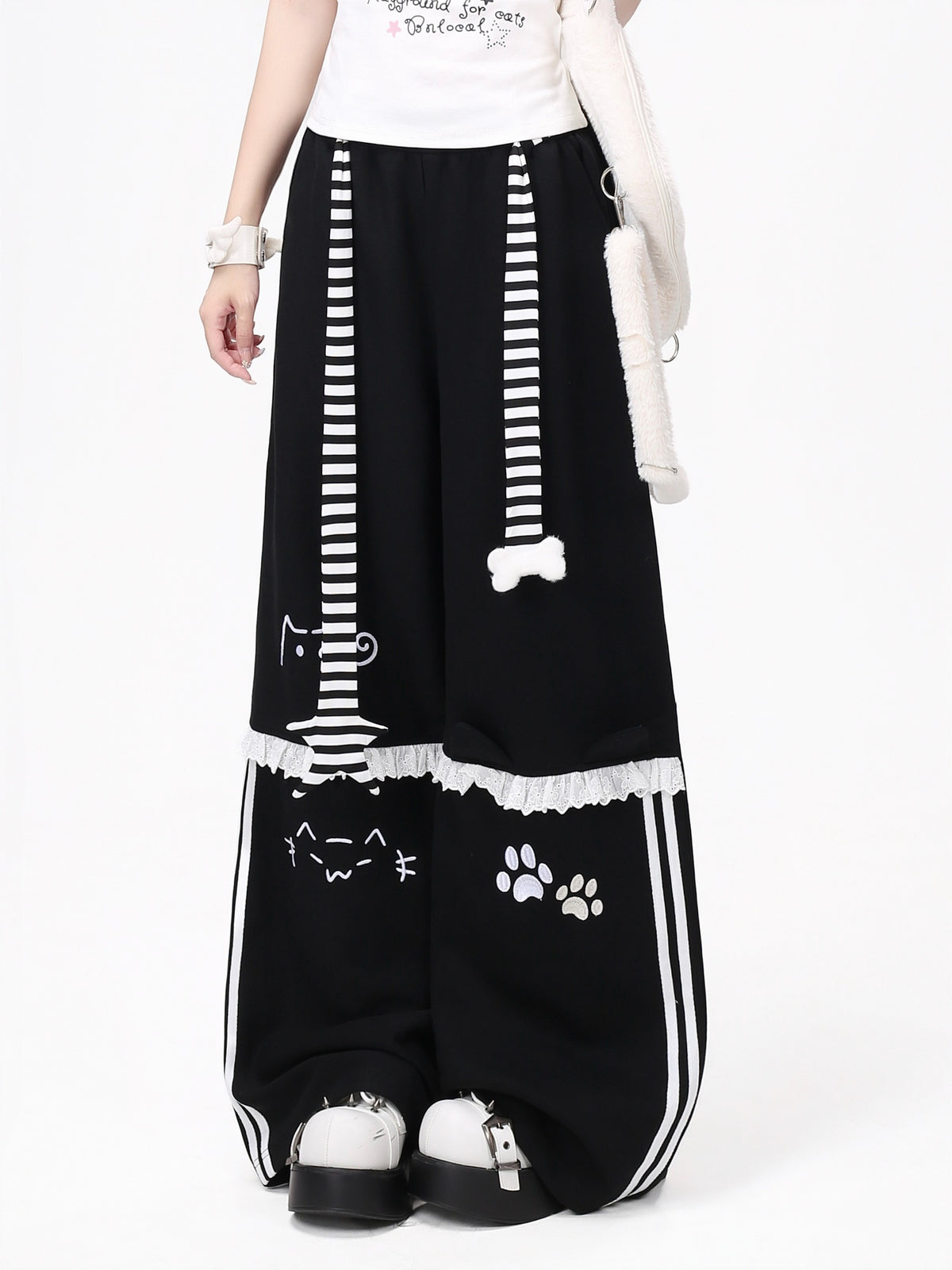 Crazy_Girl_Line_Art_Cat_Polka_Dot_Embroidered_Lace_High_Waist_Women&