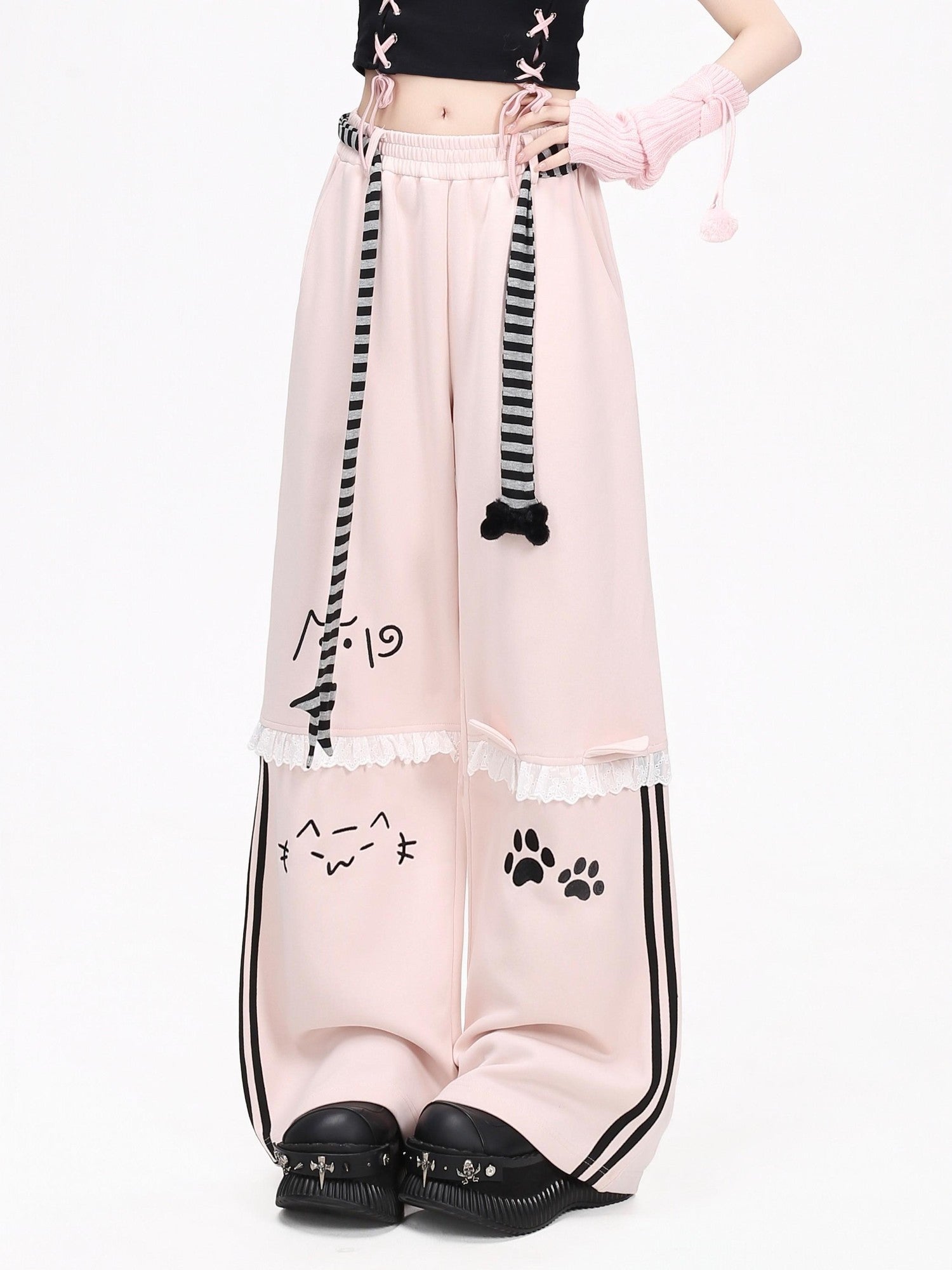 Crazy Girl Line Art Cat Polka Dot Embroidered Lace High Waist Women&