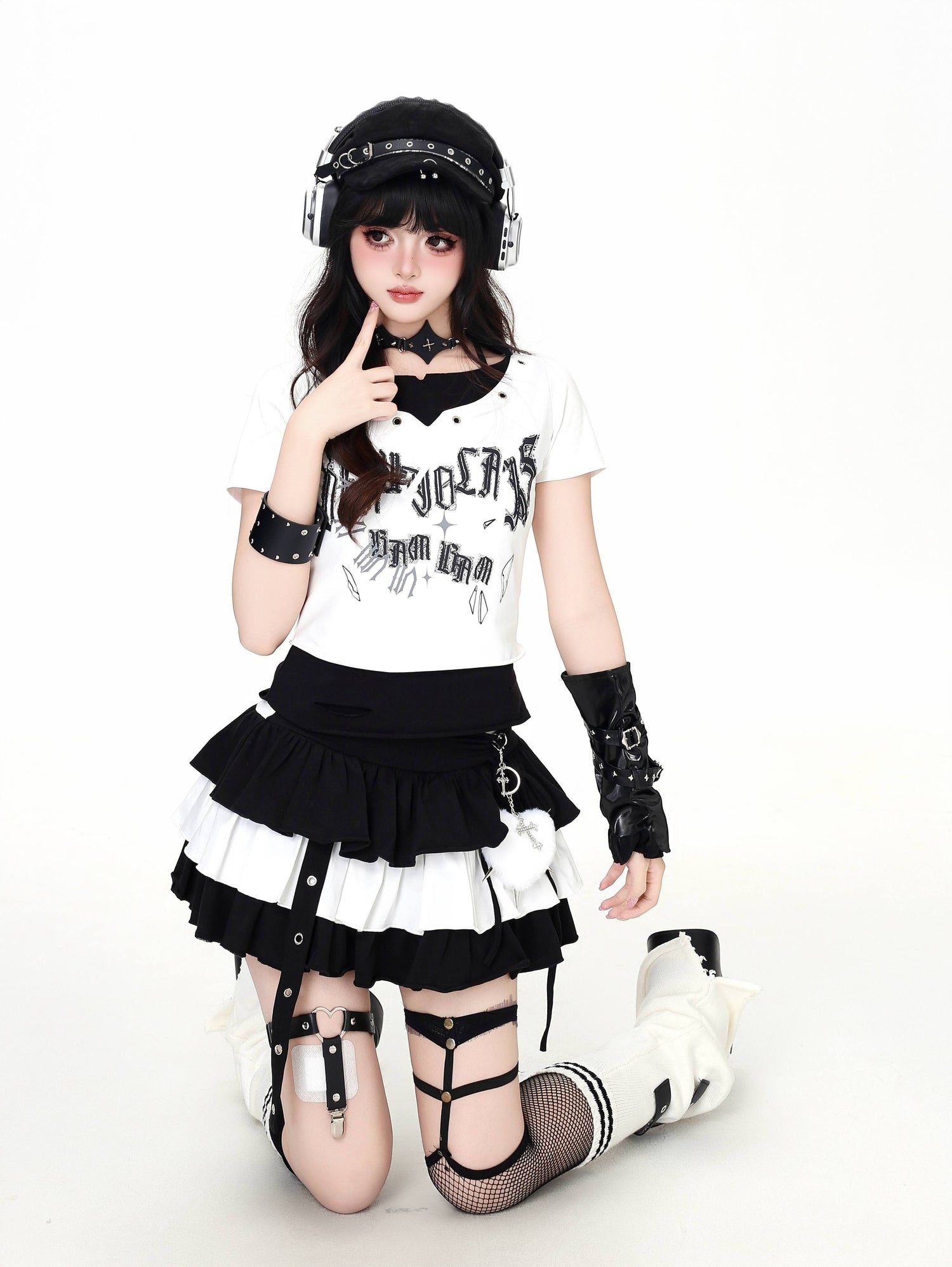 Crazy_Girl_Pixelated_Gothic_Letter_Halter_Neck_Spliced_Faux_Layered_Women&