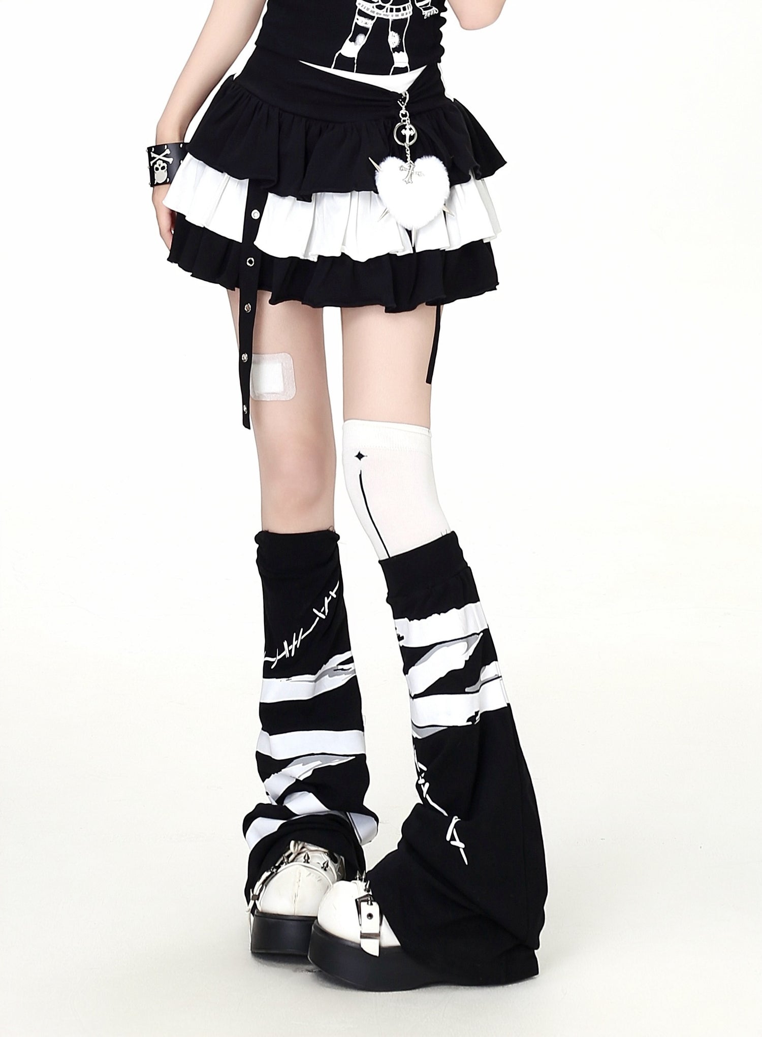Crazy_Girl_Pixelated_Gothic_Letter_Halter_Neck_Spliced_Faux_Layered_Women&