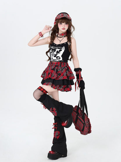 Crazy Girl Punk Plaid Chain Distressed Pleated Women&