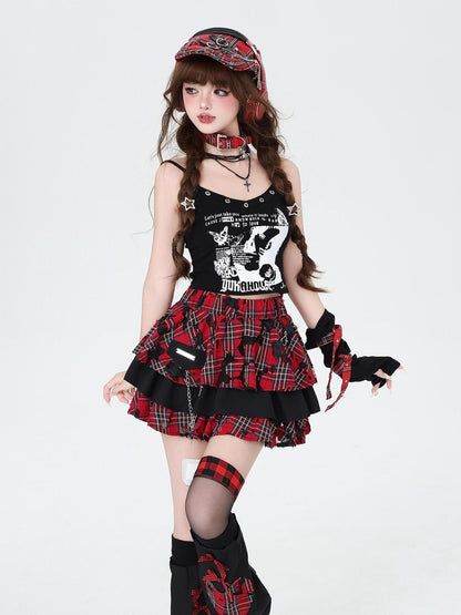 Crazy Girl Punk Plaid Chain Distressed Pleated Women&