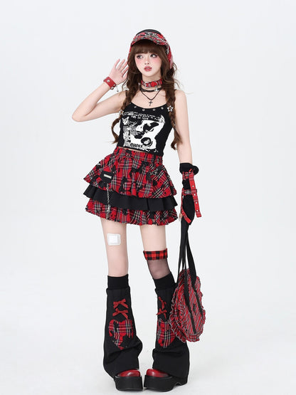 Crazy Girl Punk Plaid Chain Distressed Pleated Women&