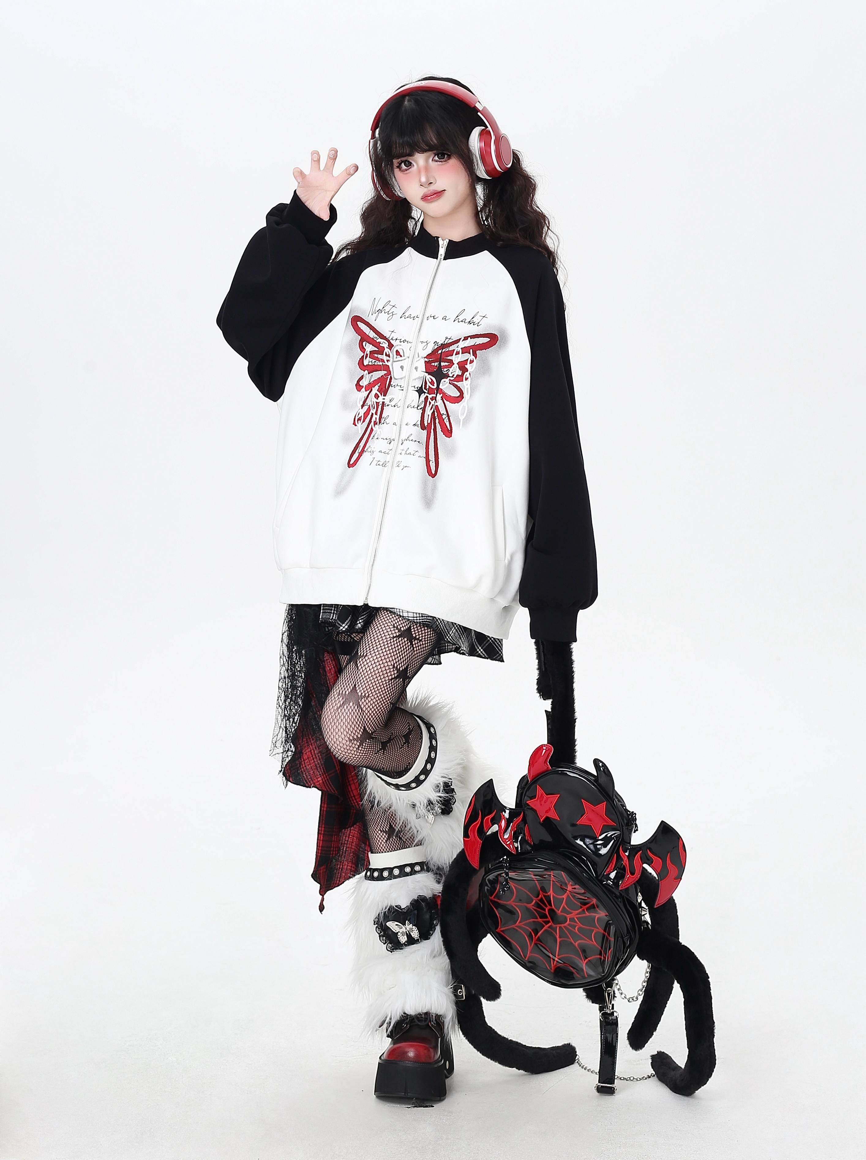 Crazy_Girl_Rose_Butterfly_Print_High_Neck_Black_White_Colorblock_Women&