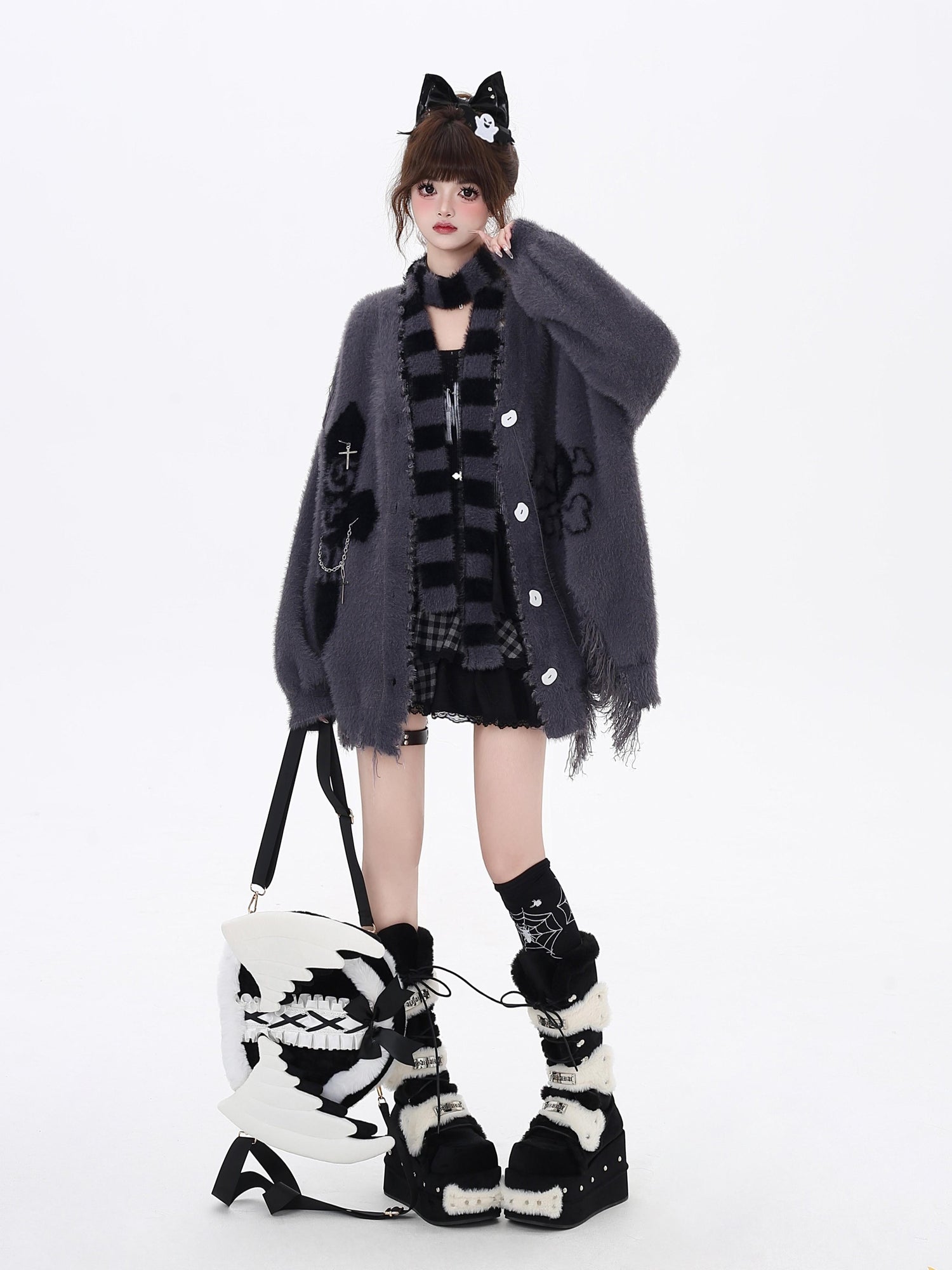 Crazy_Girl_Sea_Mist_Subculture_Jacquard_V-neck_Mid_Length_Loose_Women&