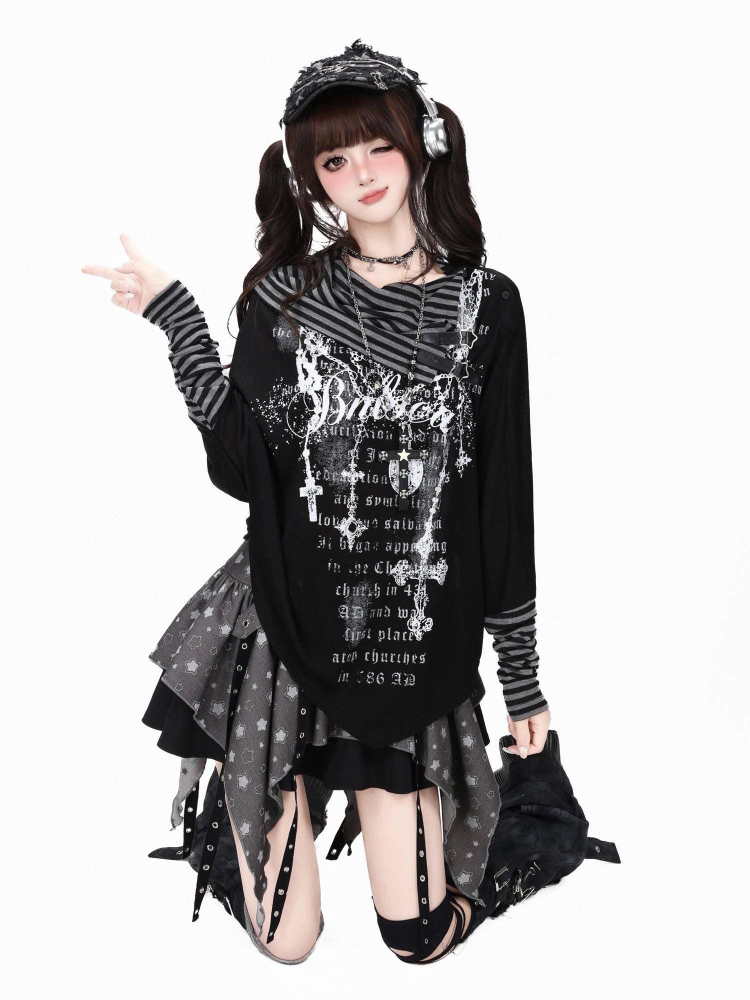 Crazy Girl Star Tear Jacquard Asymmetrical Pleated Women&