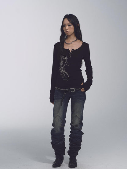 NONAME SPACE Cross Stitch Print Knit Sweater With Skull Buttons And Curved Hem