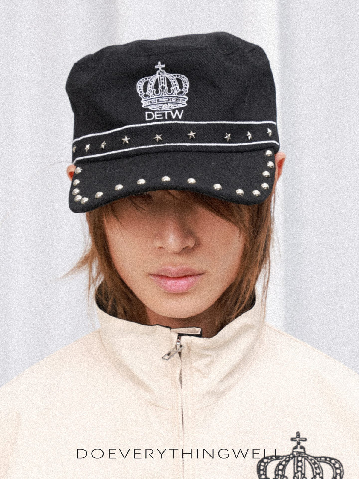 DETW_OnLine_Crown_Embroidered_Rivet_Flat_Brim_Curved_Vintage_Street_Women&