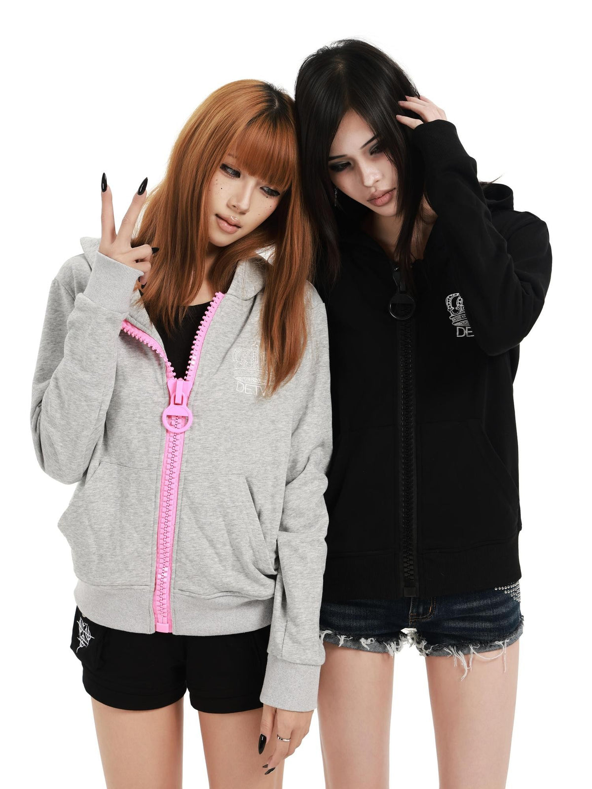 DETW OnLine Crown Graphic Zip Up Women&