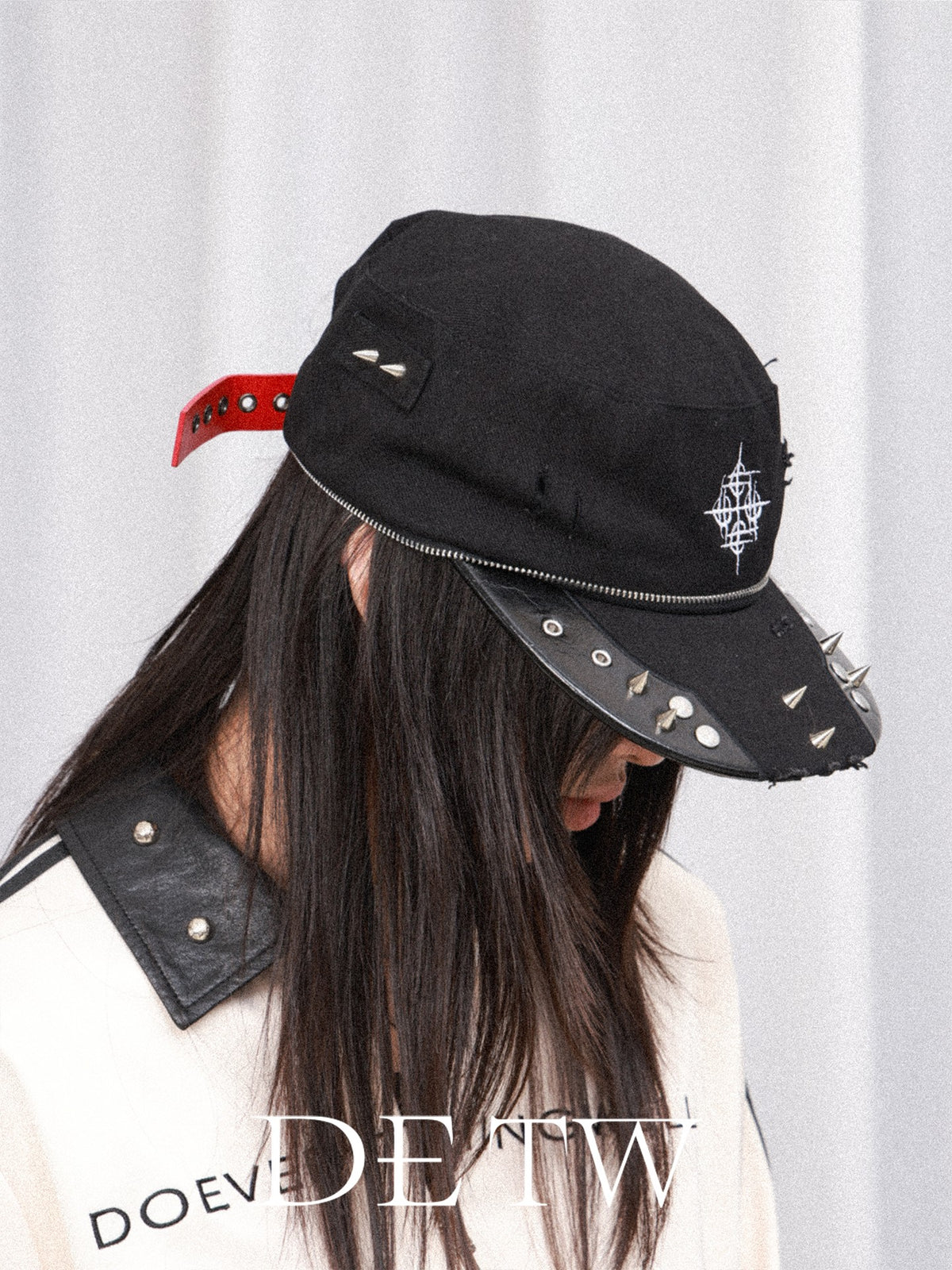 DETW OnLine Distressed Logo Embroidered Studded Zip Flat Brim Women&