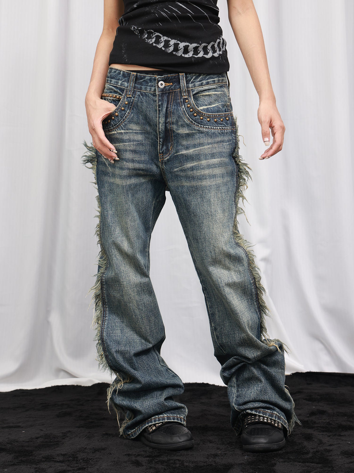 DETW OnLine Distressed Studded Frayed Women&