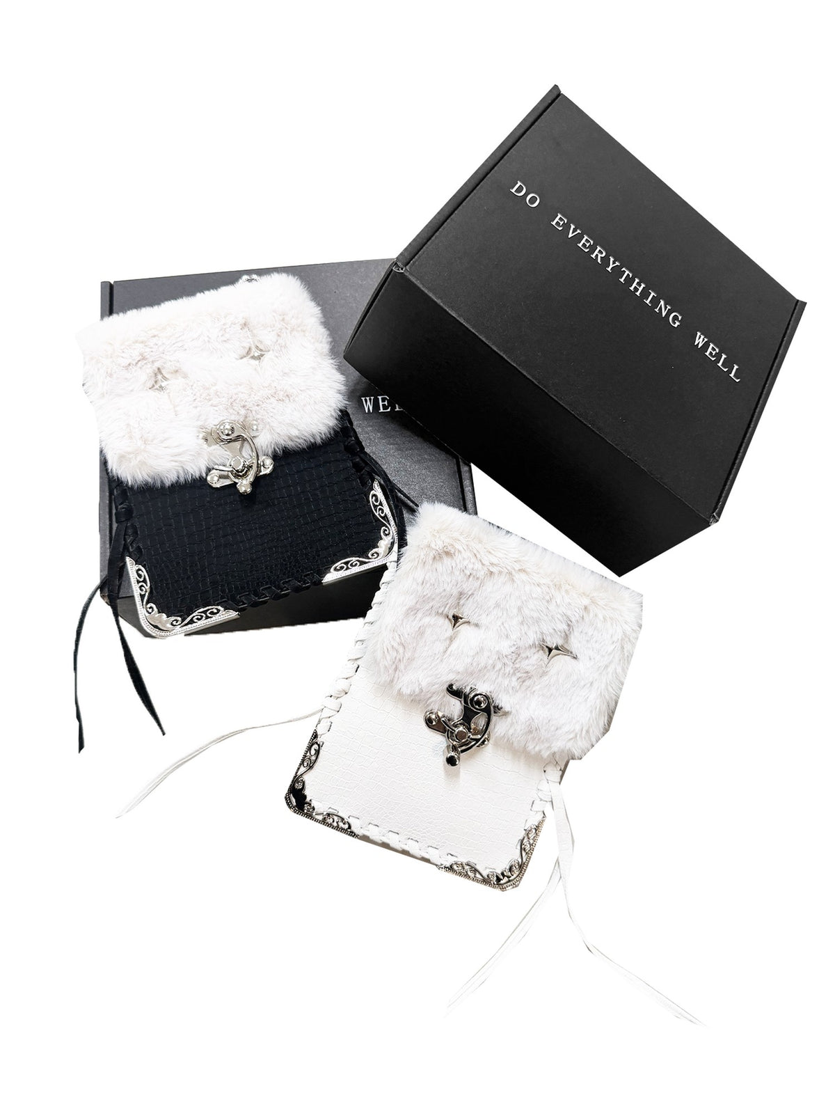 DETW OnLine Plush Spliced Leather Metal Decor Handwoven Square Women&