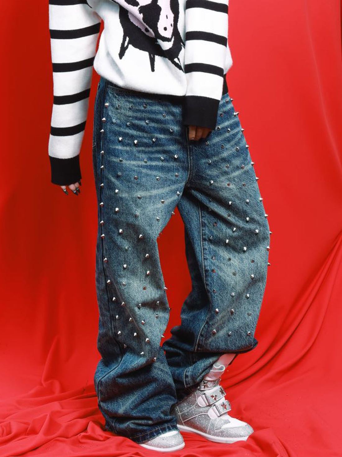 DETW OnLine Washed Distressed Studded Back Pocket Women&