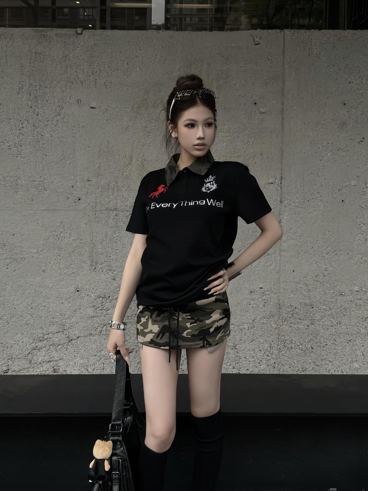 DETW onLine Black Camo Colorblock Embroidered Print Polo Women&