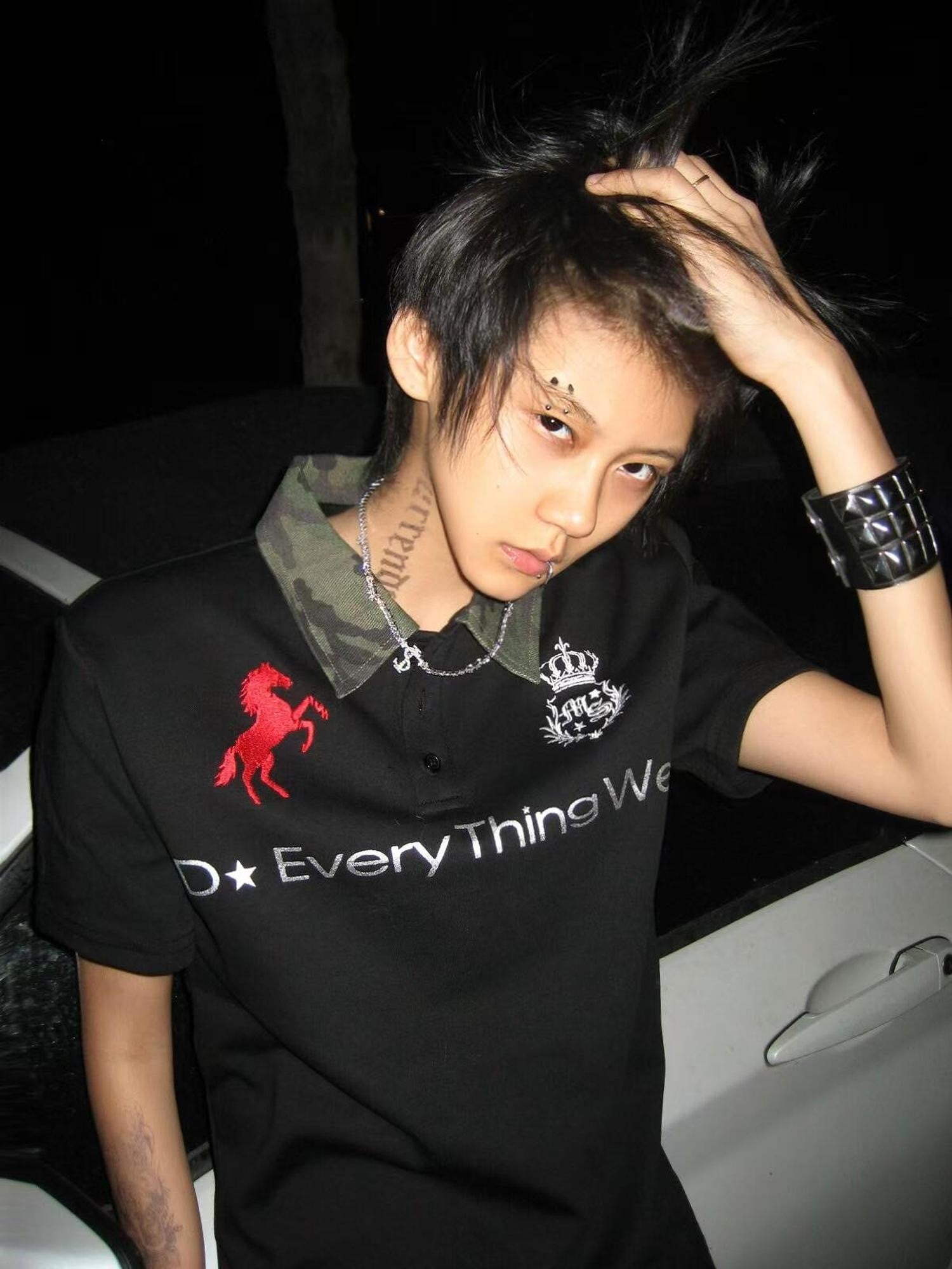 DETW onLine Black Camo Colorblock Embroidered Print Polo Women&