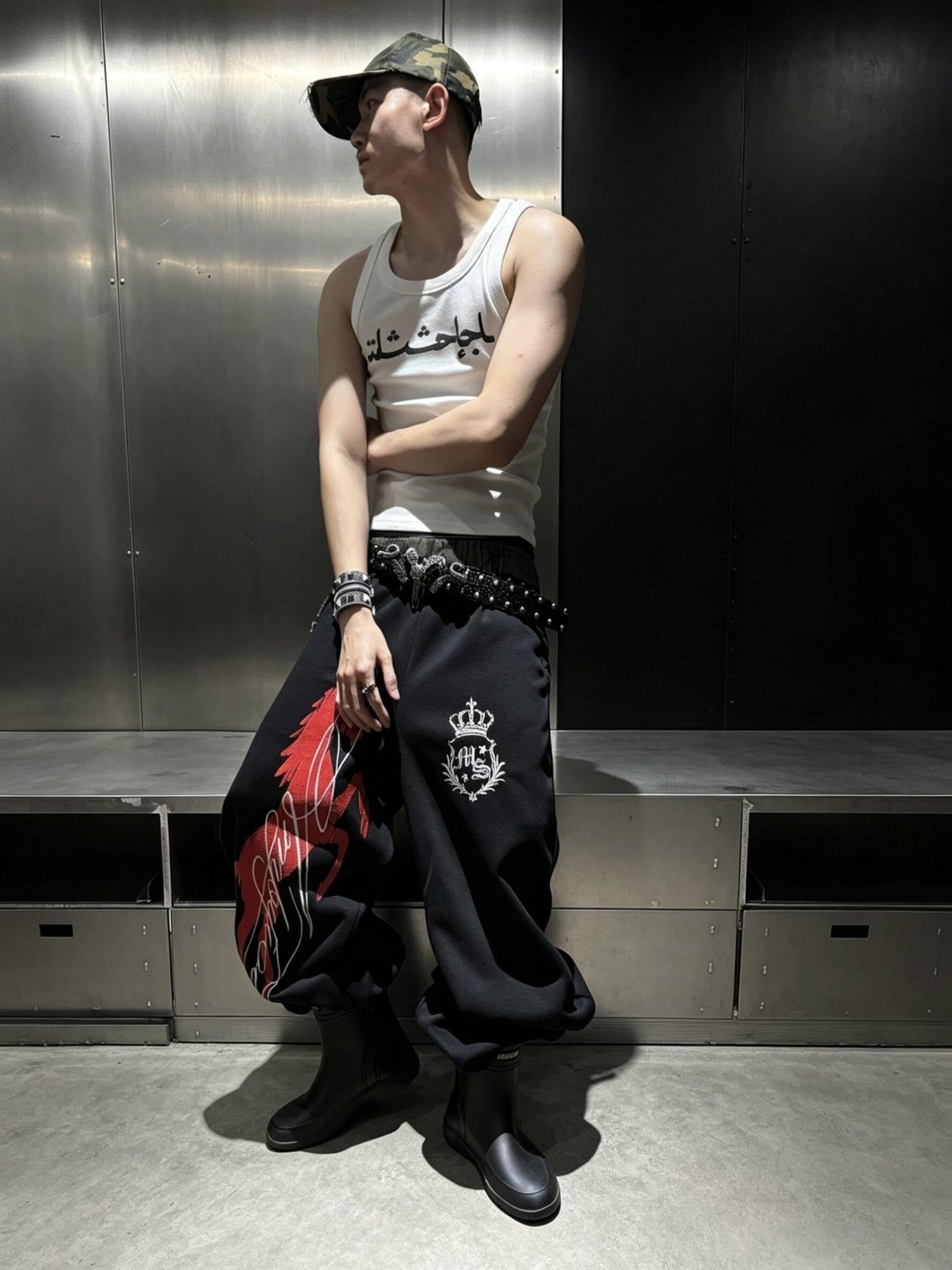 DETW onLine Black Camo Contrast Embroidery Baggy Women&