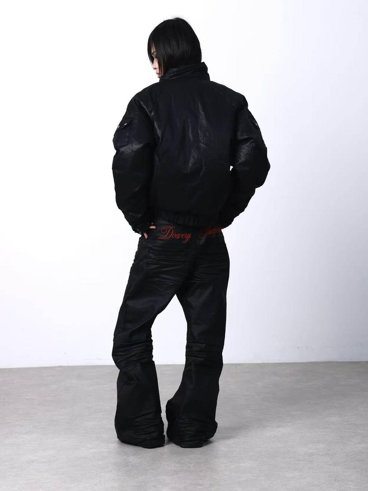DETW onLine Brushed Wax Coated Pleated Embroidered Women&