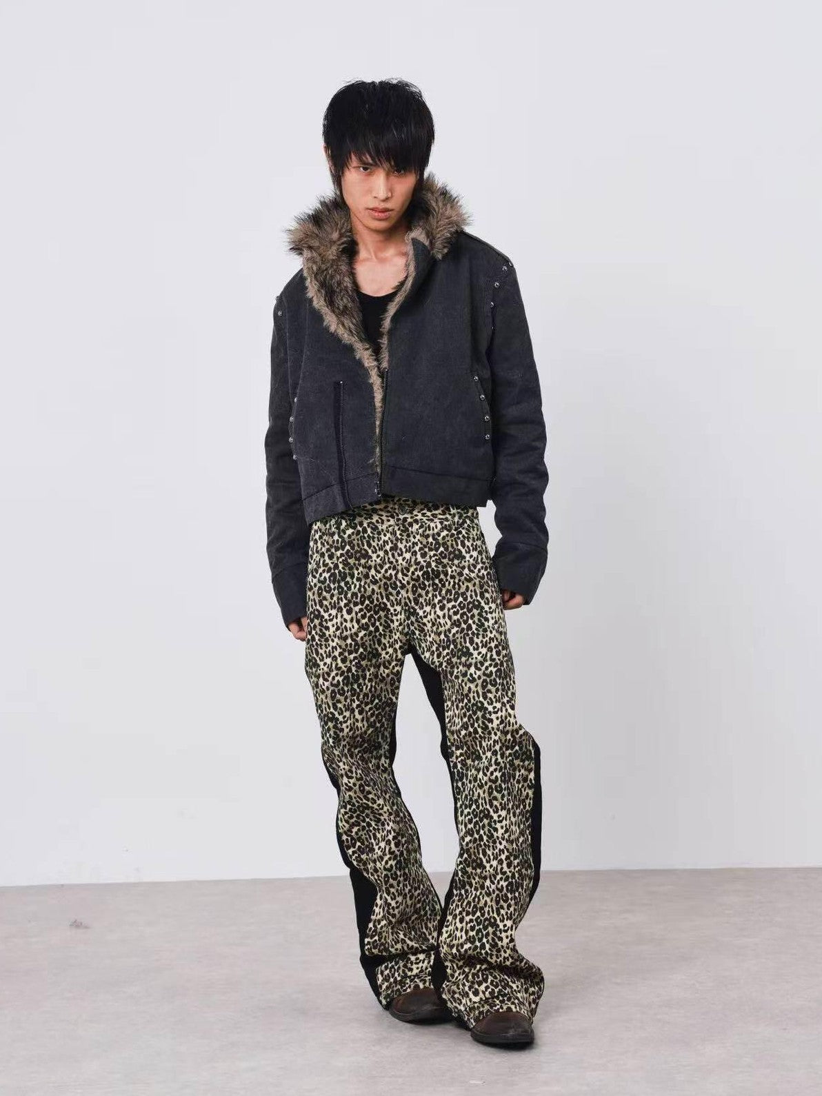 DETW onLine Cement Gray Studded Asymmetric Zip Fur Collar Cropped Women&