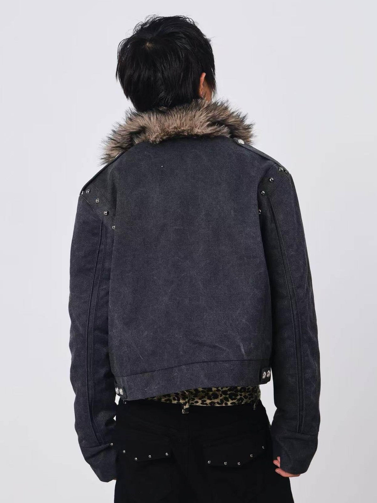 DETW onLine Cement Gray Studded Asymmetric Zip Fur Collar Cropped Women&