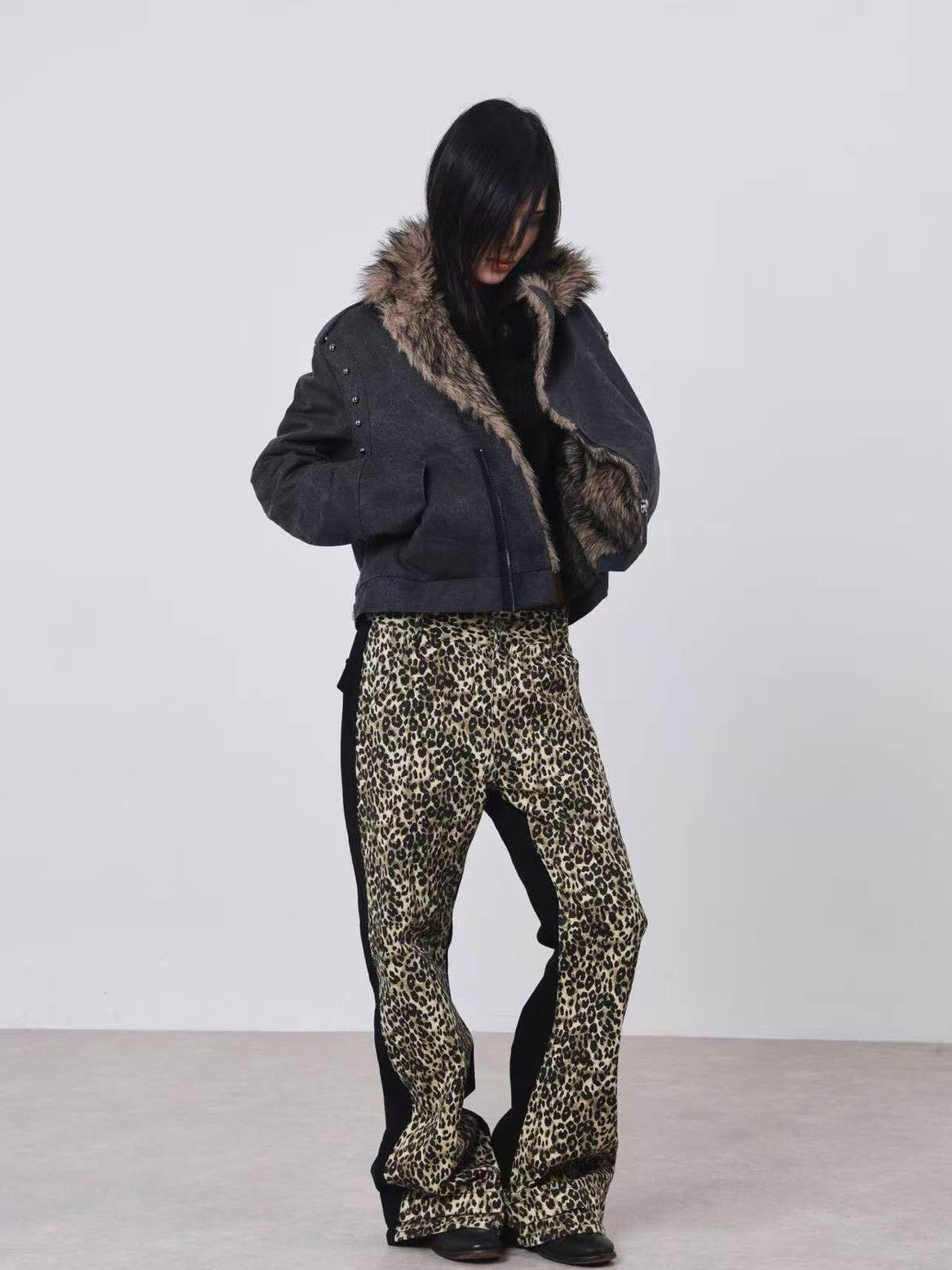 DETW onLine Cement Gray Studded Asymmetric Zip Fur Collar Cropped Women&