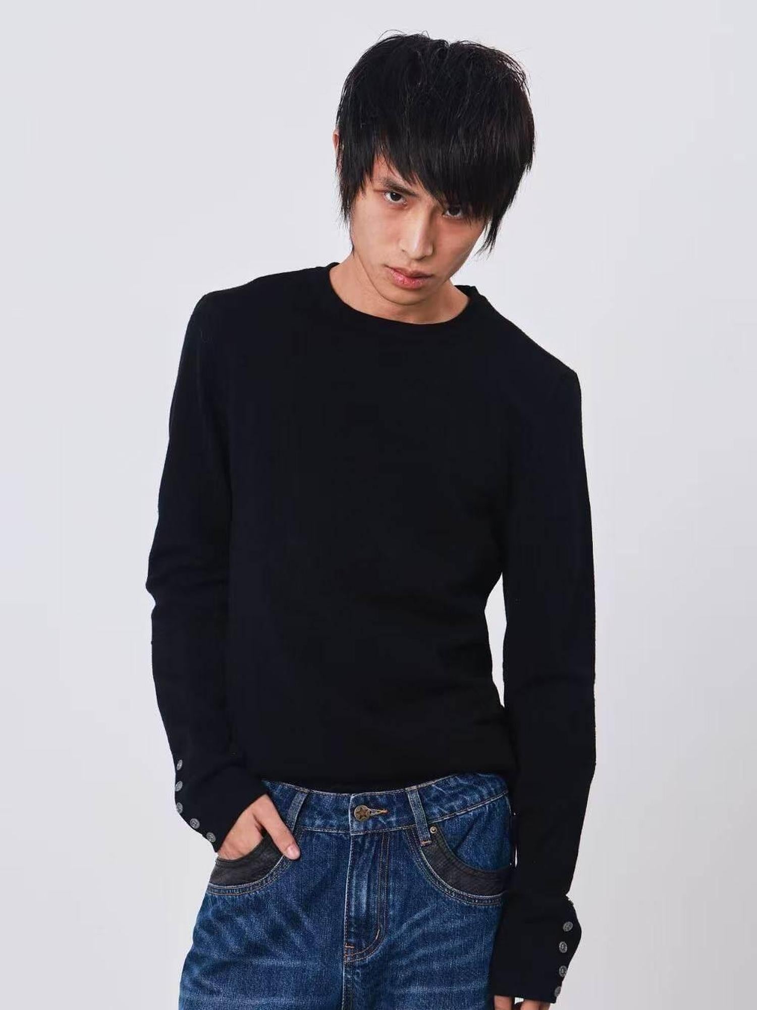 DETW onLine Dark Geometric Key Embroidery Slim Crewneck Women&