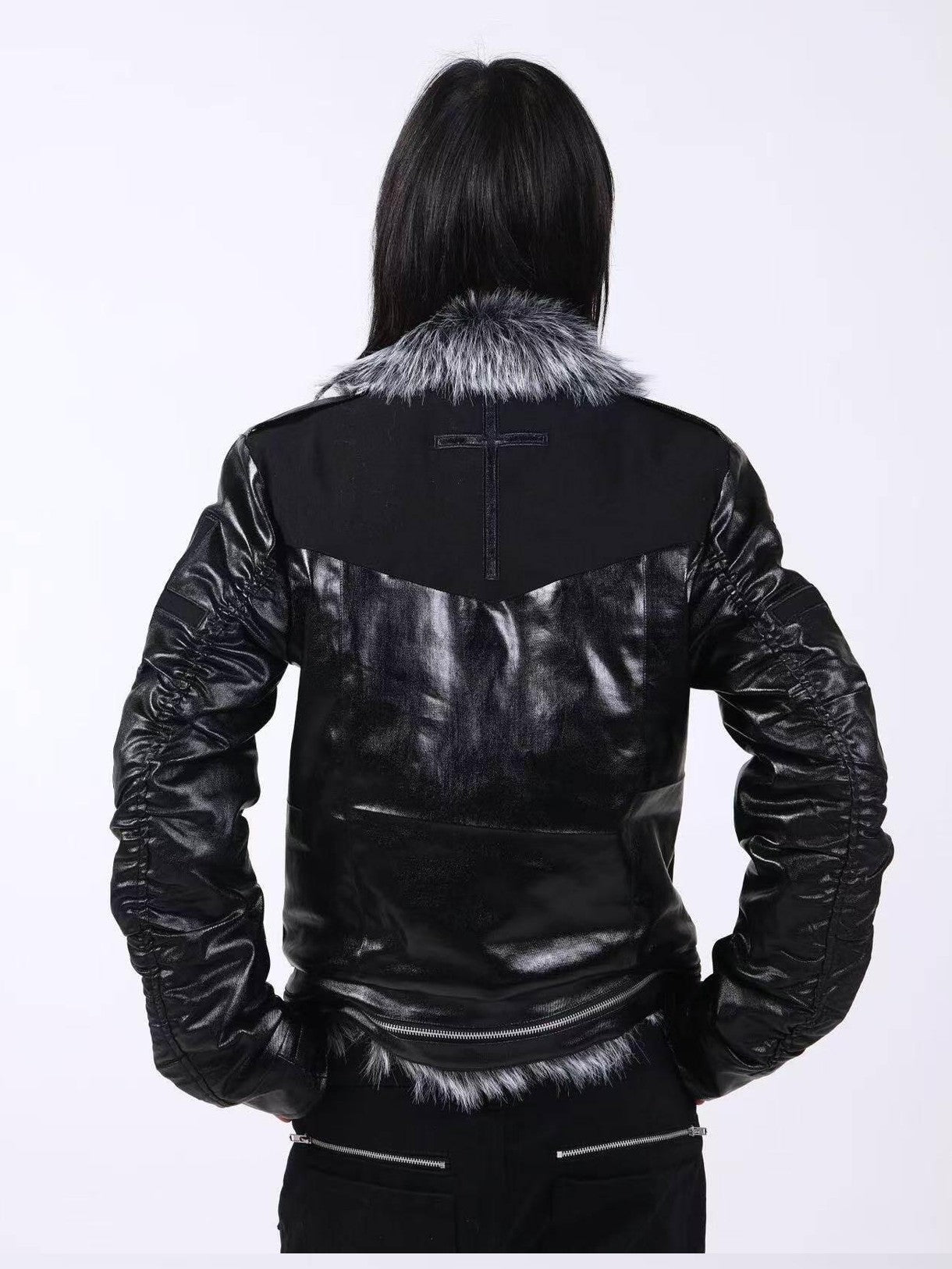 DETW onLine Dark Knight Cross Washed Wax Faux Fur Collar Women&