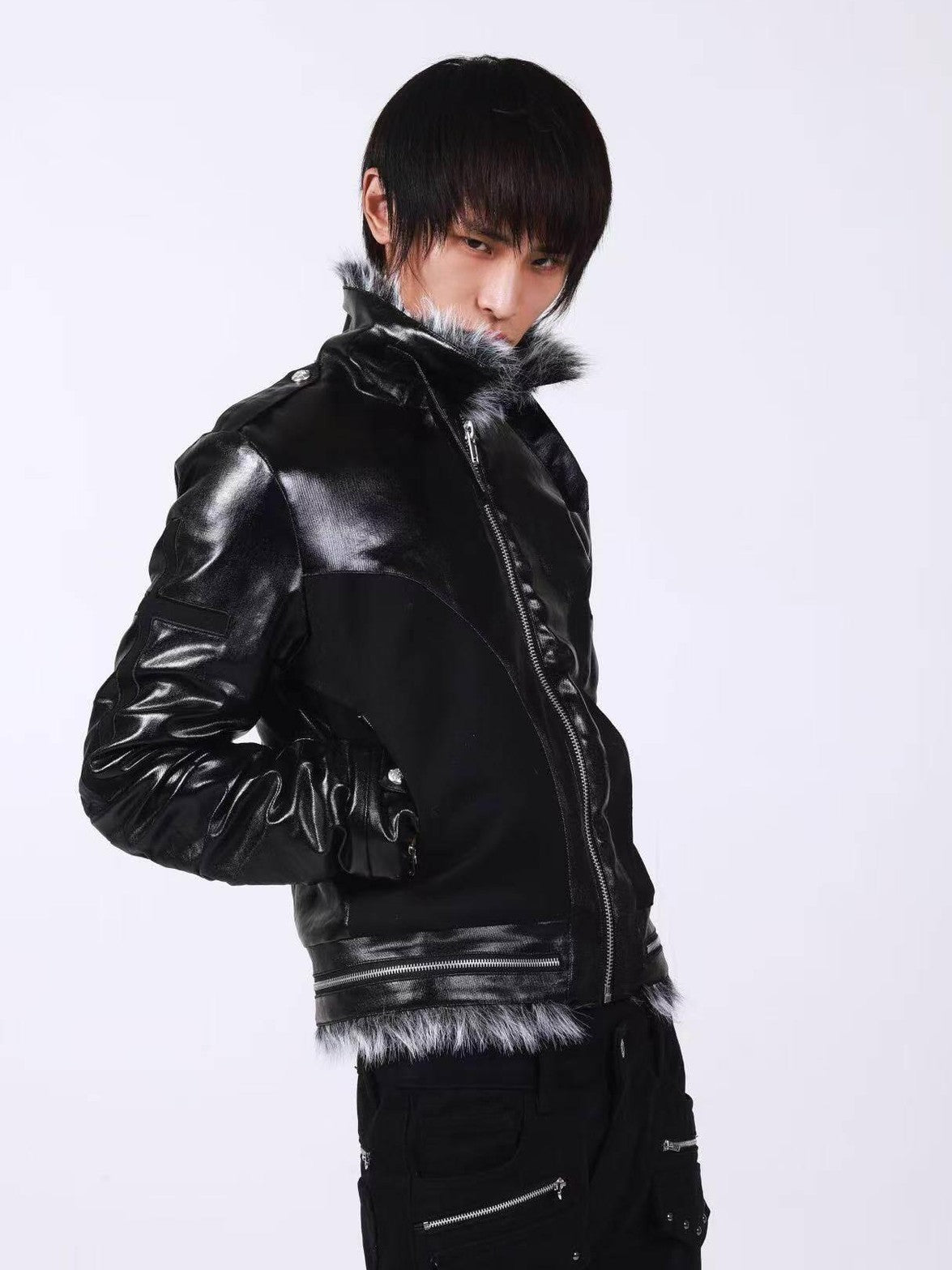 DETW onLine Dark Knight Cross Washed Wax Faux Fur Collar Women&