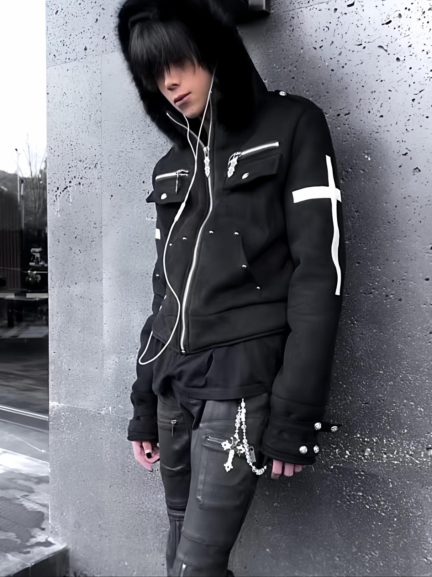 DETW onLine Dark Knight Metal Cross Fur Collar Women&