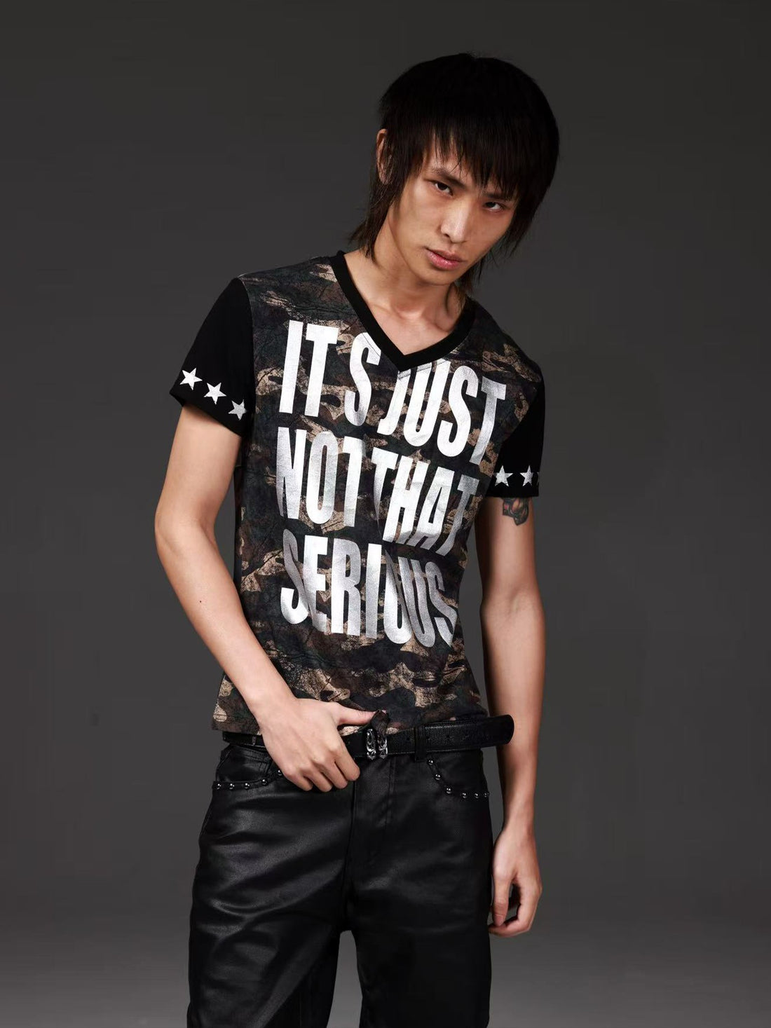 DETW onLine Distressed Camo Applique Foil Print Women&