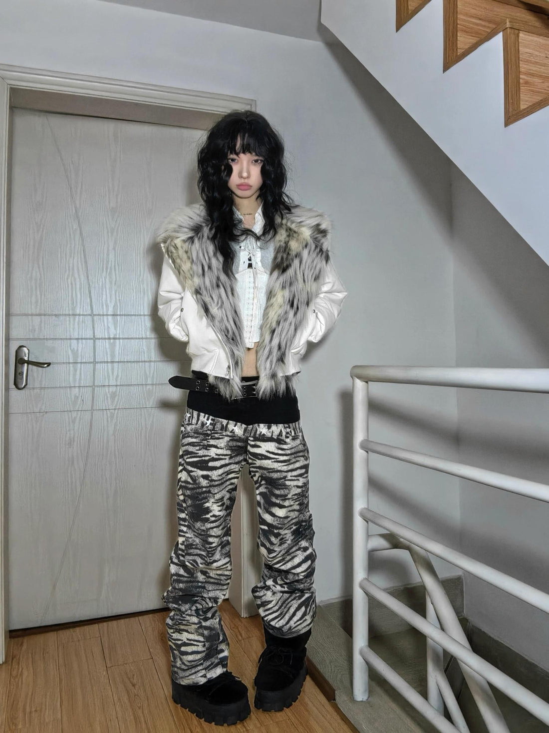 DETW onLine Distressed Zebra Patchwork Asymmetrical Waist Women&
