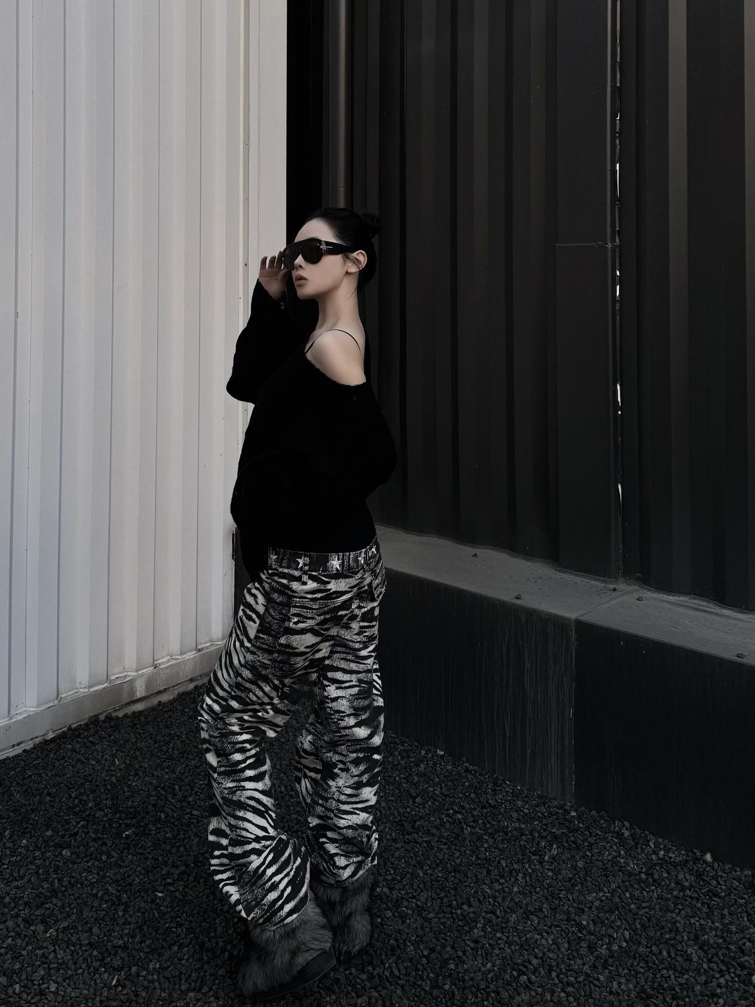 DETW onLine Distressed Zebra Patchwork Asymmetrical Waist Women&