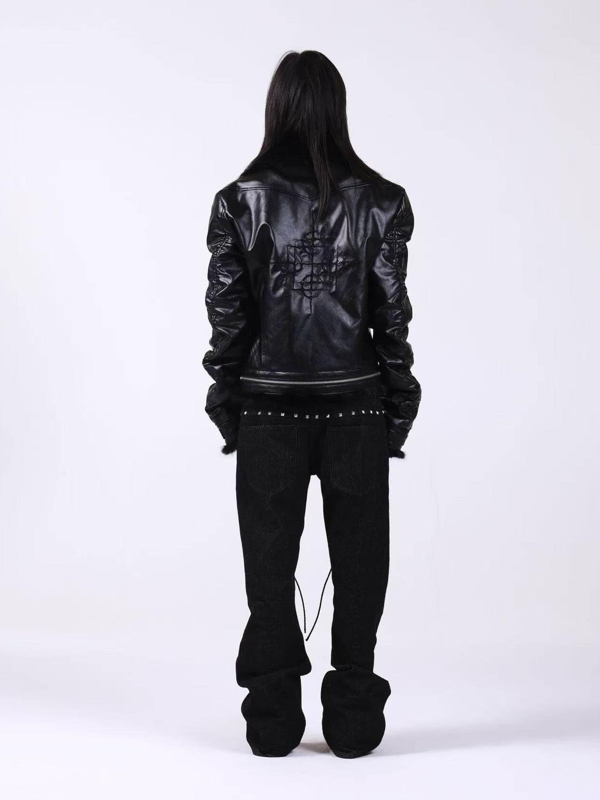 DETW onLine Embroidered Patchwork Fur Bomber Metal Hardware Women&
