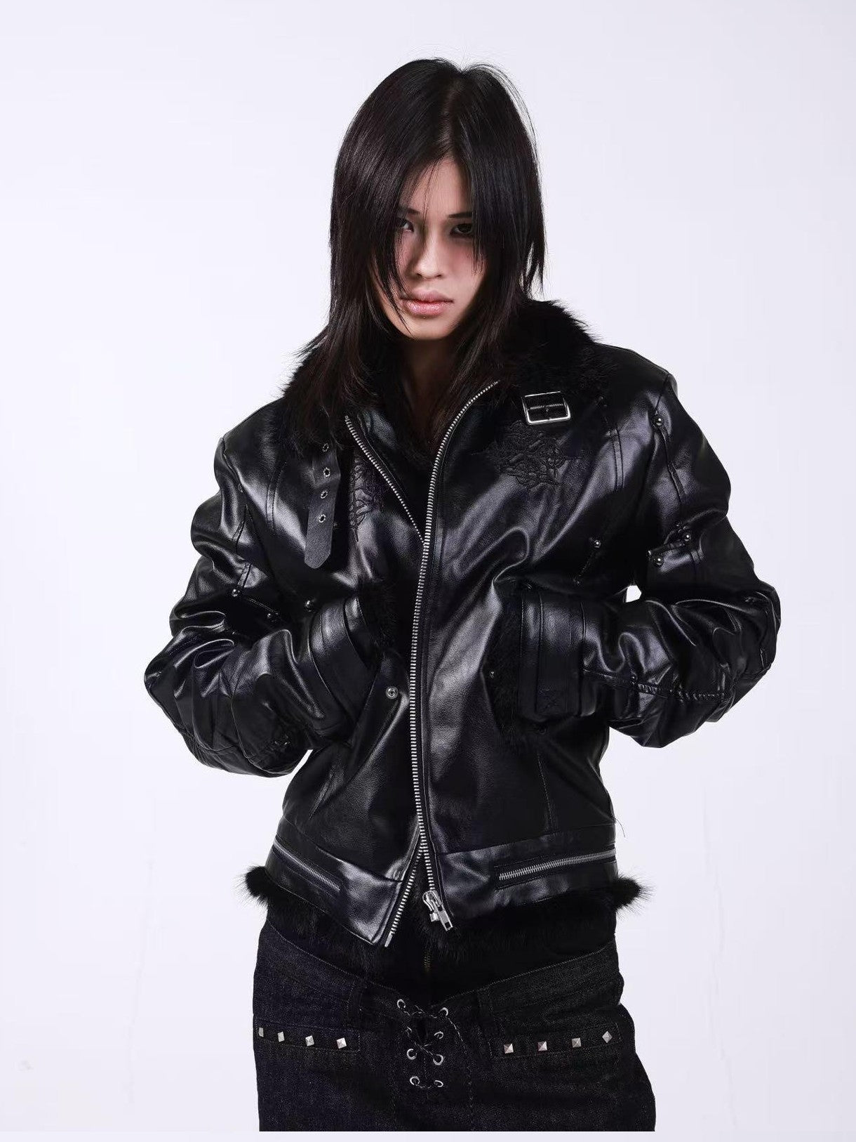 DETW onLine Embroidered Patchwork Fur Bomber Metal Hardware Women&