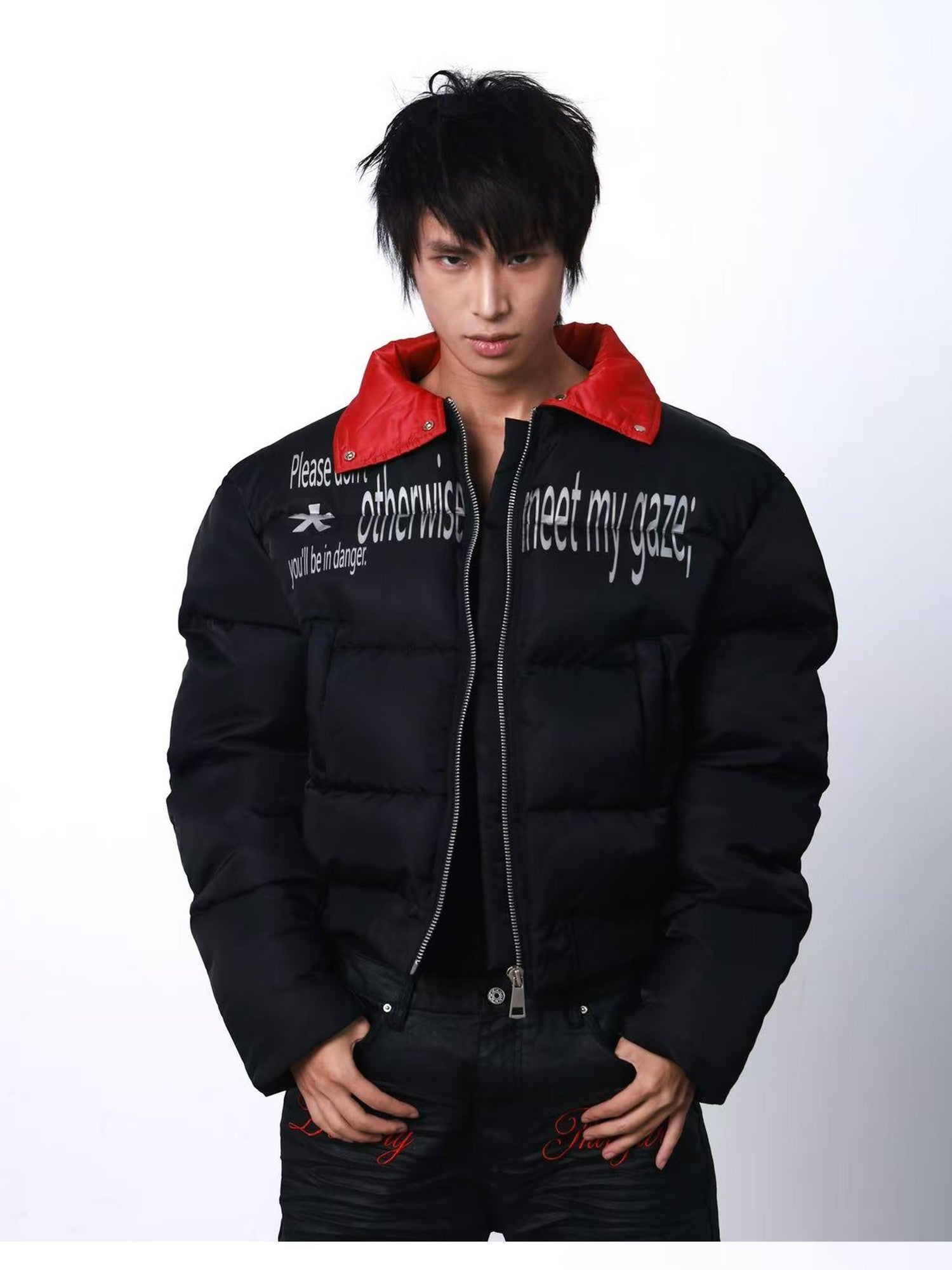 DETW onLine Embroidered Red Star Armored Curved Blade Sleeve Women&